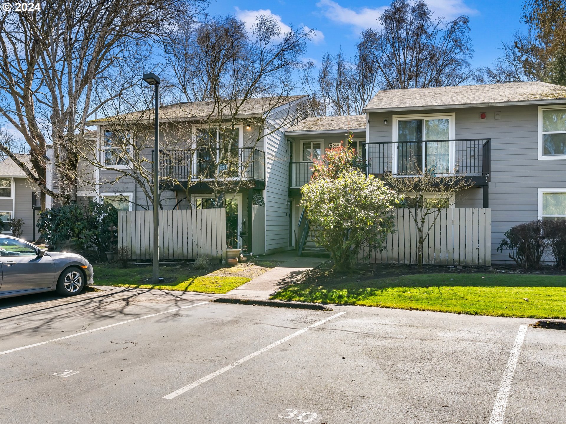 5476 SW ALGER AVE C-2