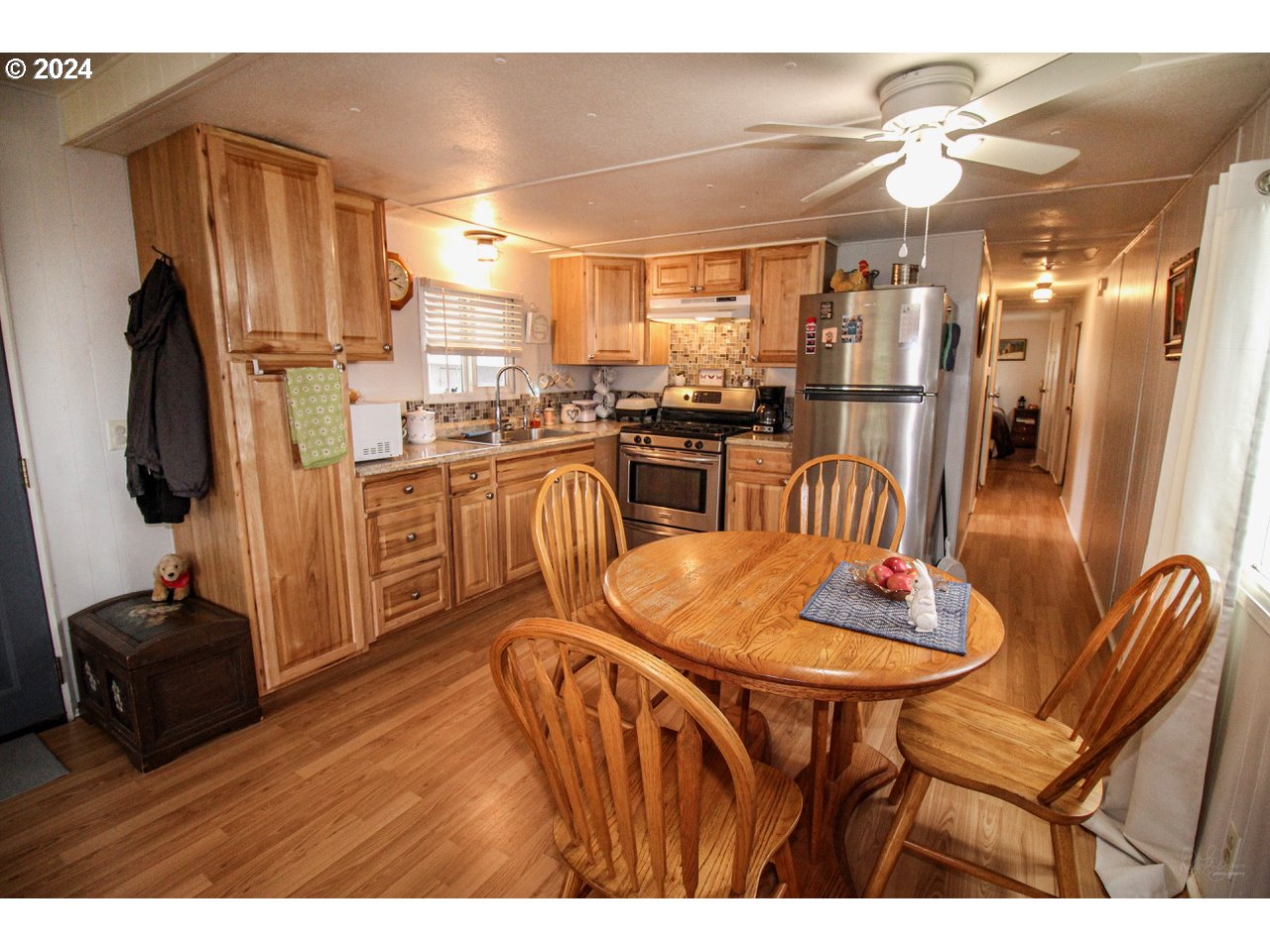 1901 SE MINTER BRIDGE RD 33