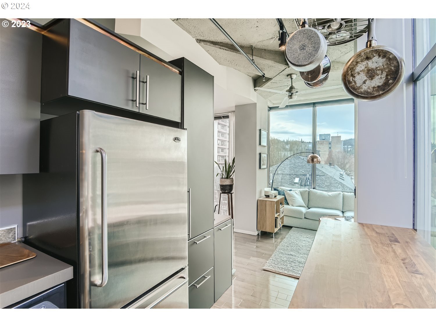 1410 SW 11TH AVE 606