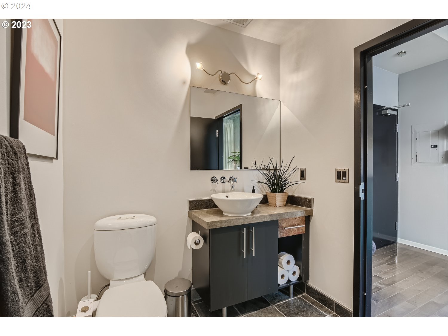 1410 SW 11TH AVE 606