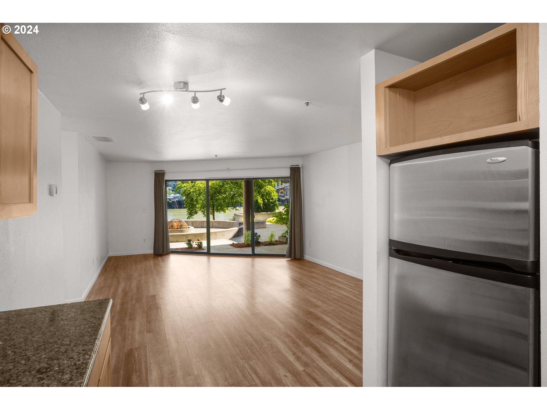 720 NW NAITO PKWY D11