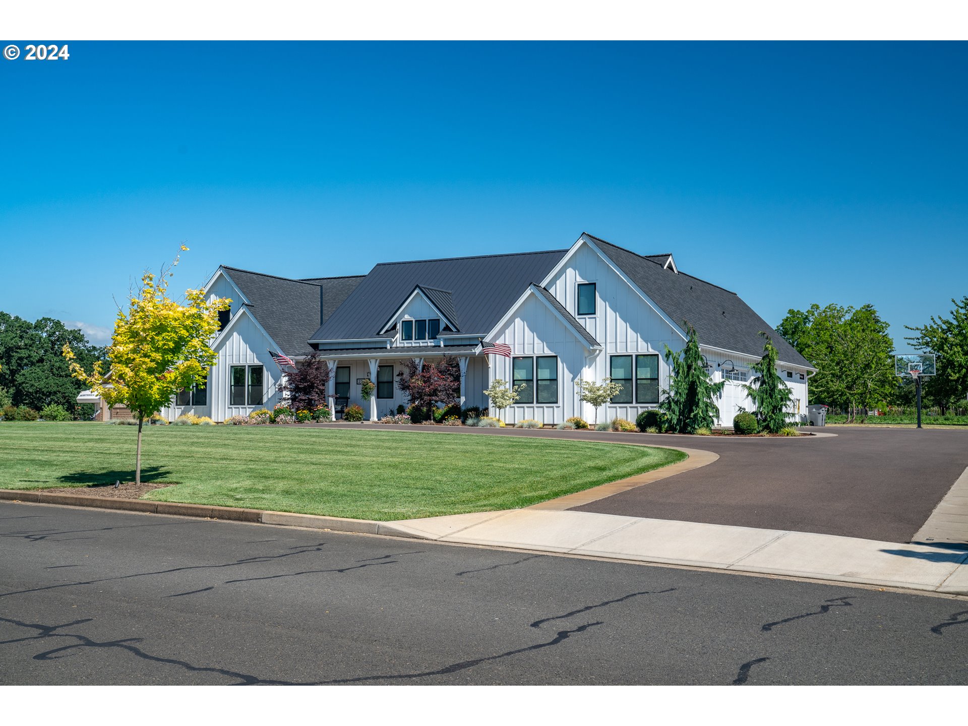 2150 NW Homer Ross LOOP, McMinnville