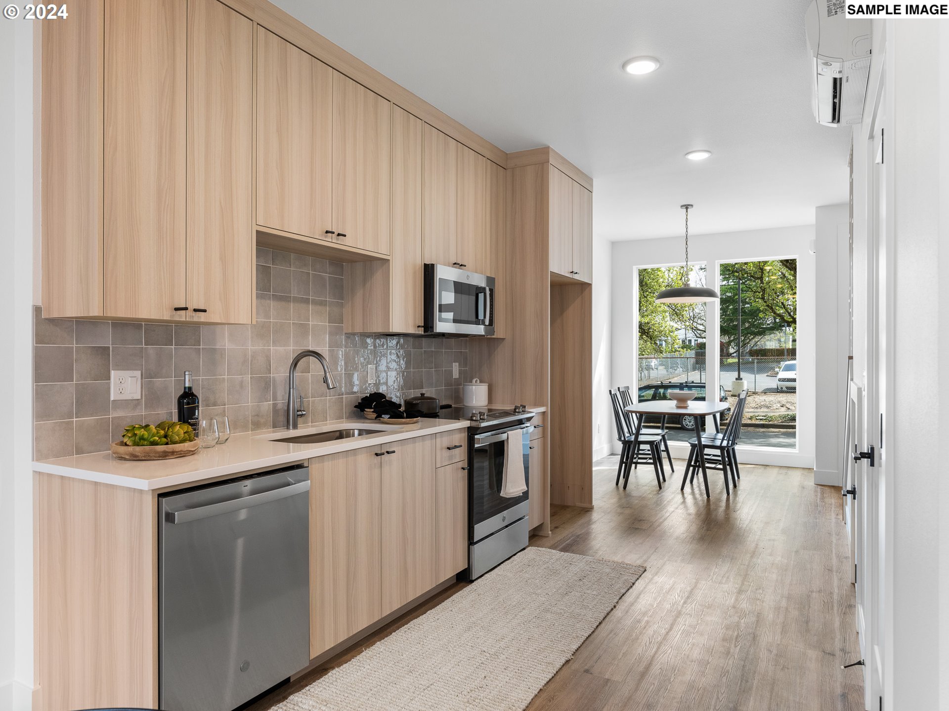 7567 N Gravenstein AVE 5