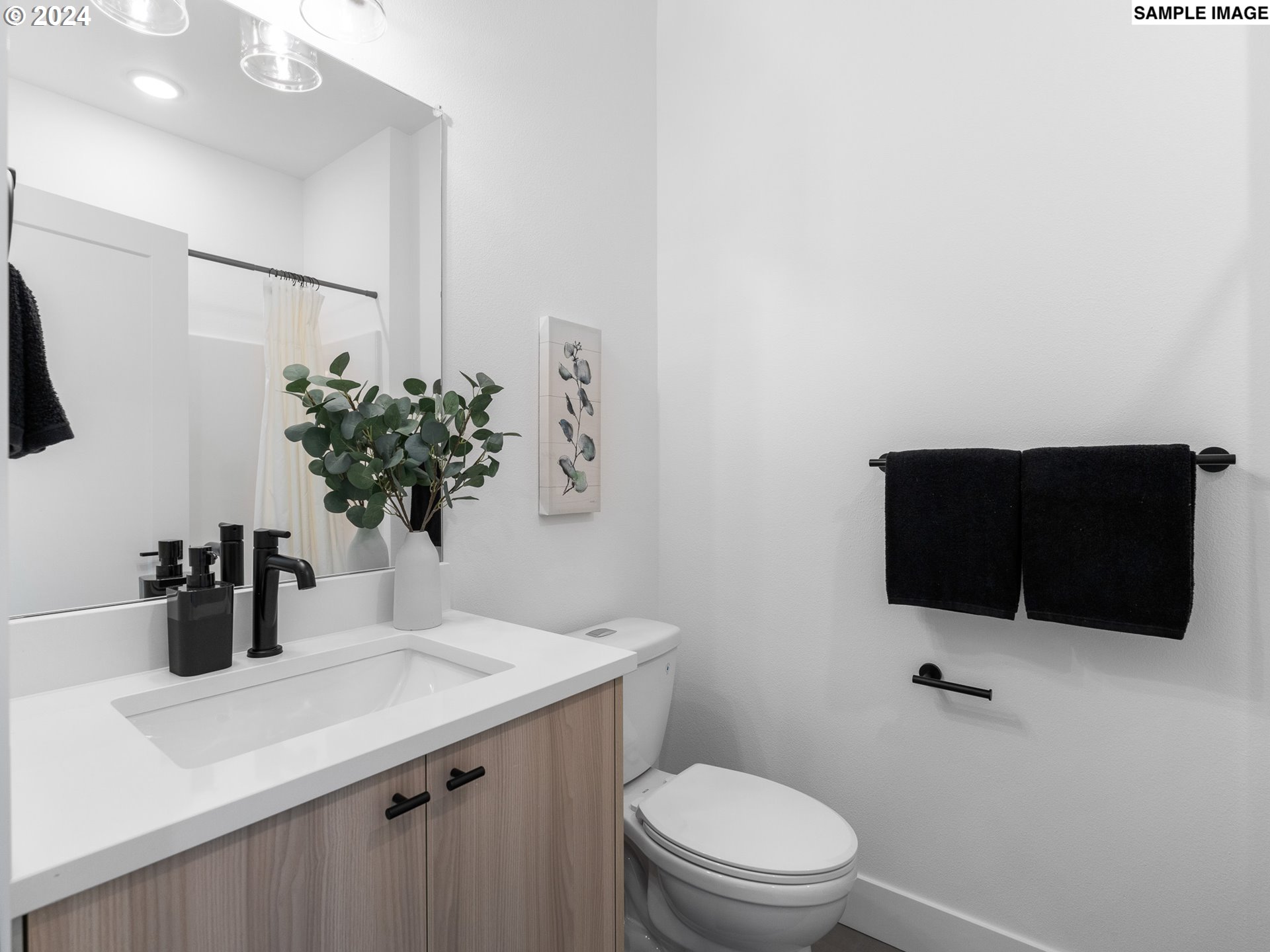 7567 N Gravenstein AVE 5