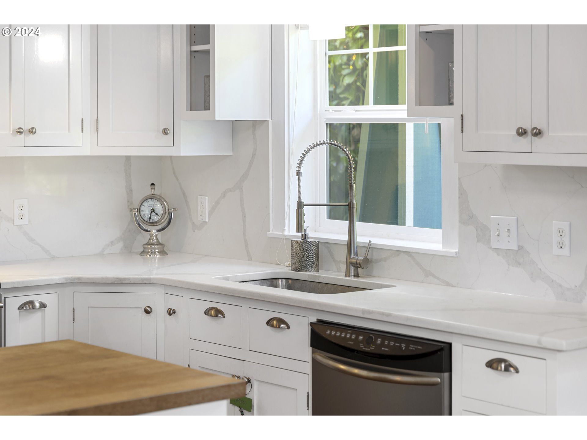 633 NW 10TH ST, McMinnville