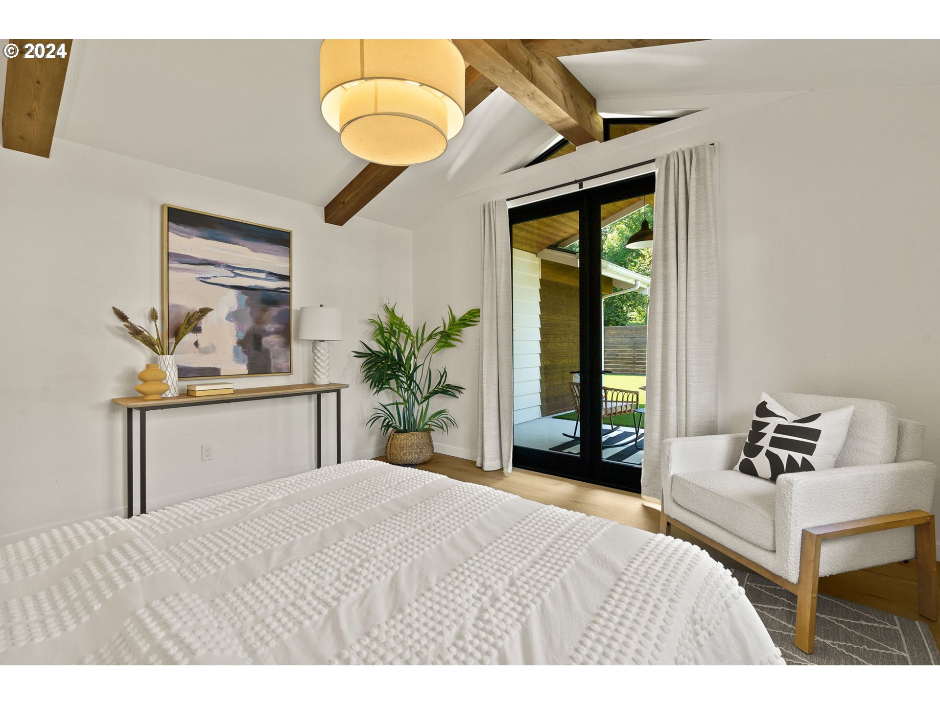 2051 WEMBLEY PARK RD