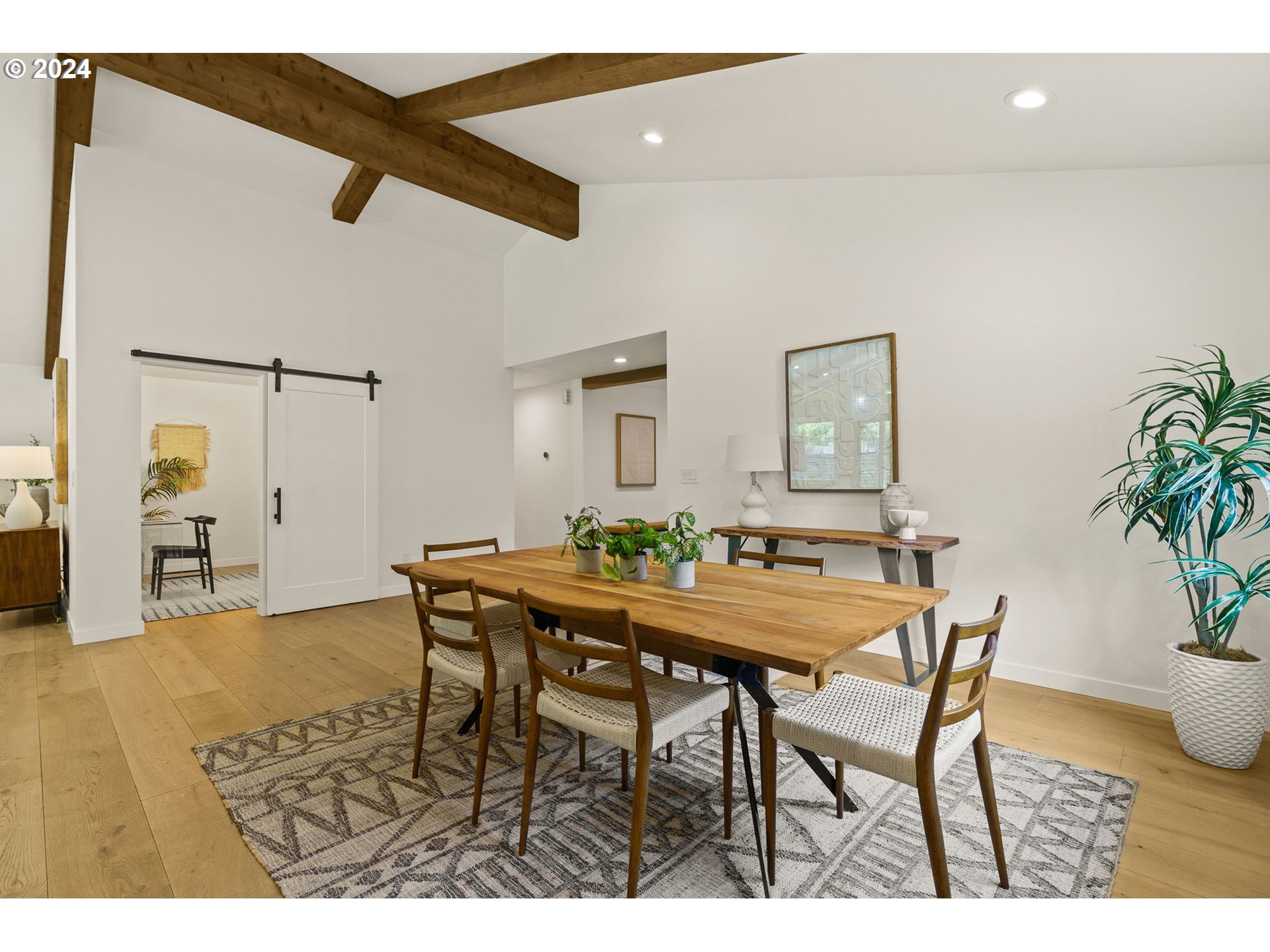 2051 WEMBLEY PARK RD