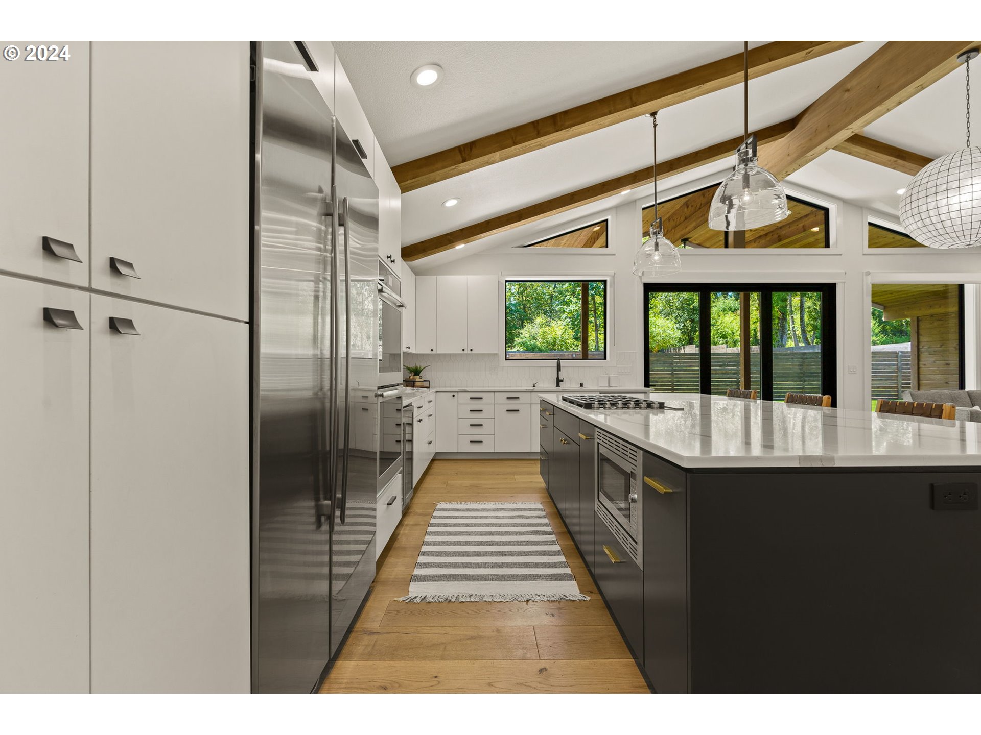 2051 WEMBLEY PARK RD