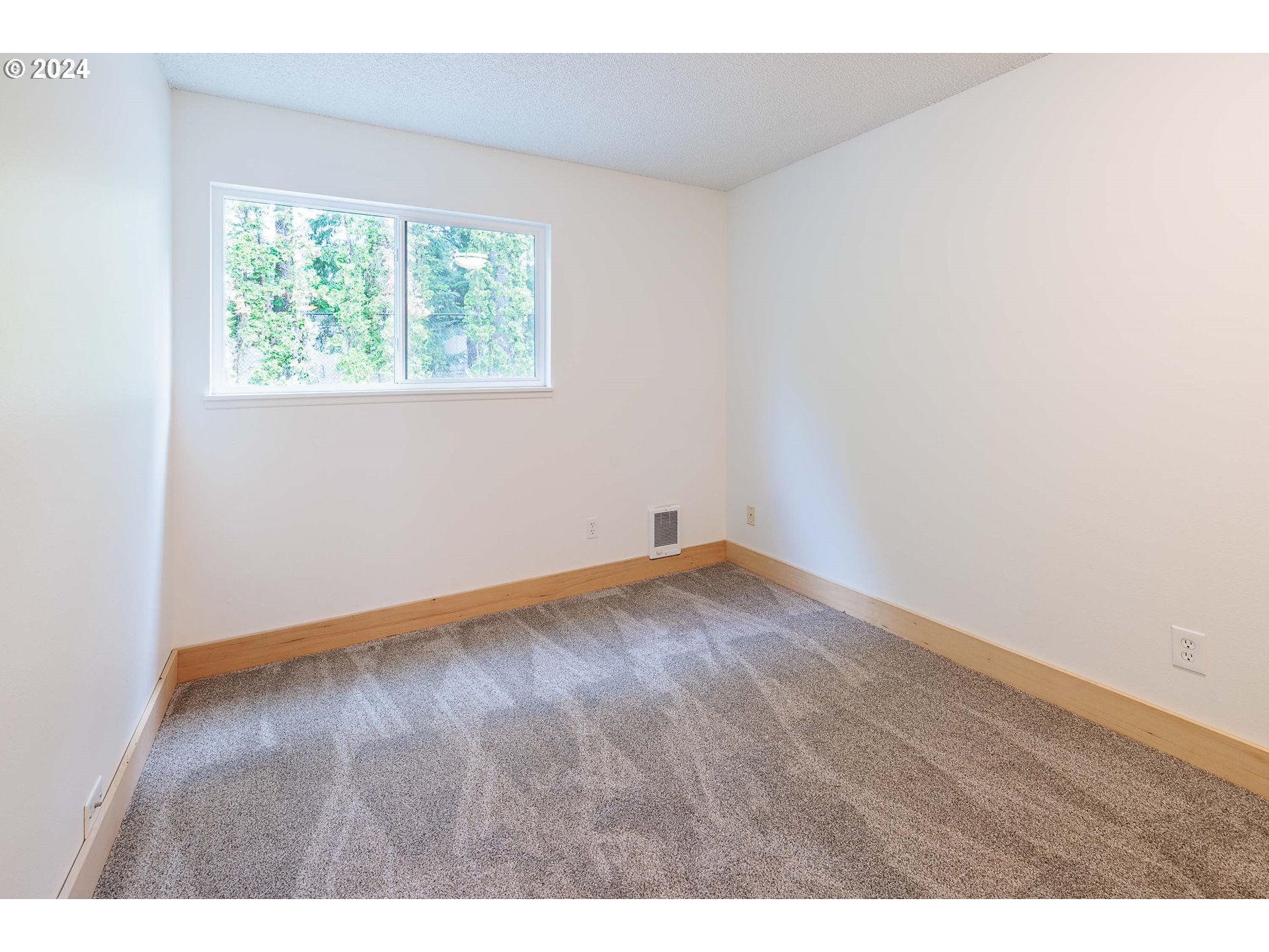 6745 SW SCHOLLS FERRY RD 15