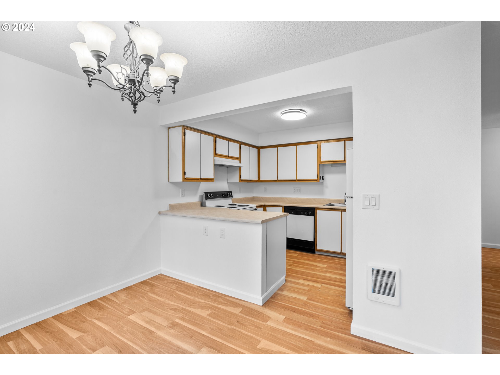 10660 SW DAVIES RD 44