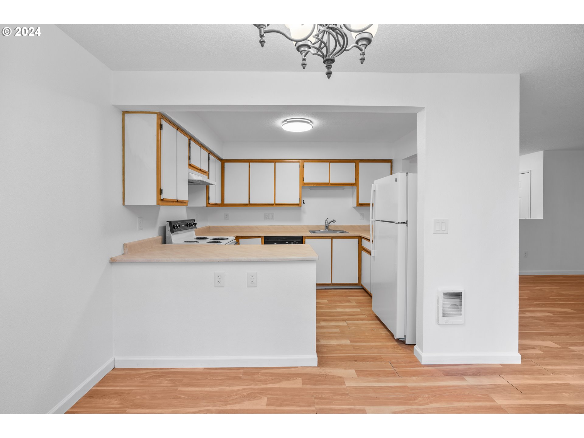 10660 SW DAVIES RD 44