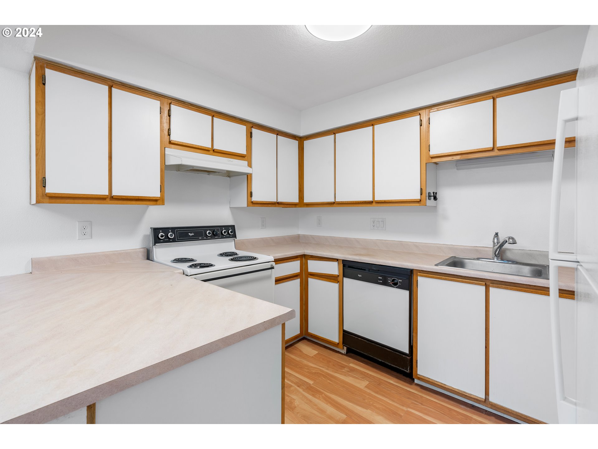 10660 SW DAVIES RD 44