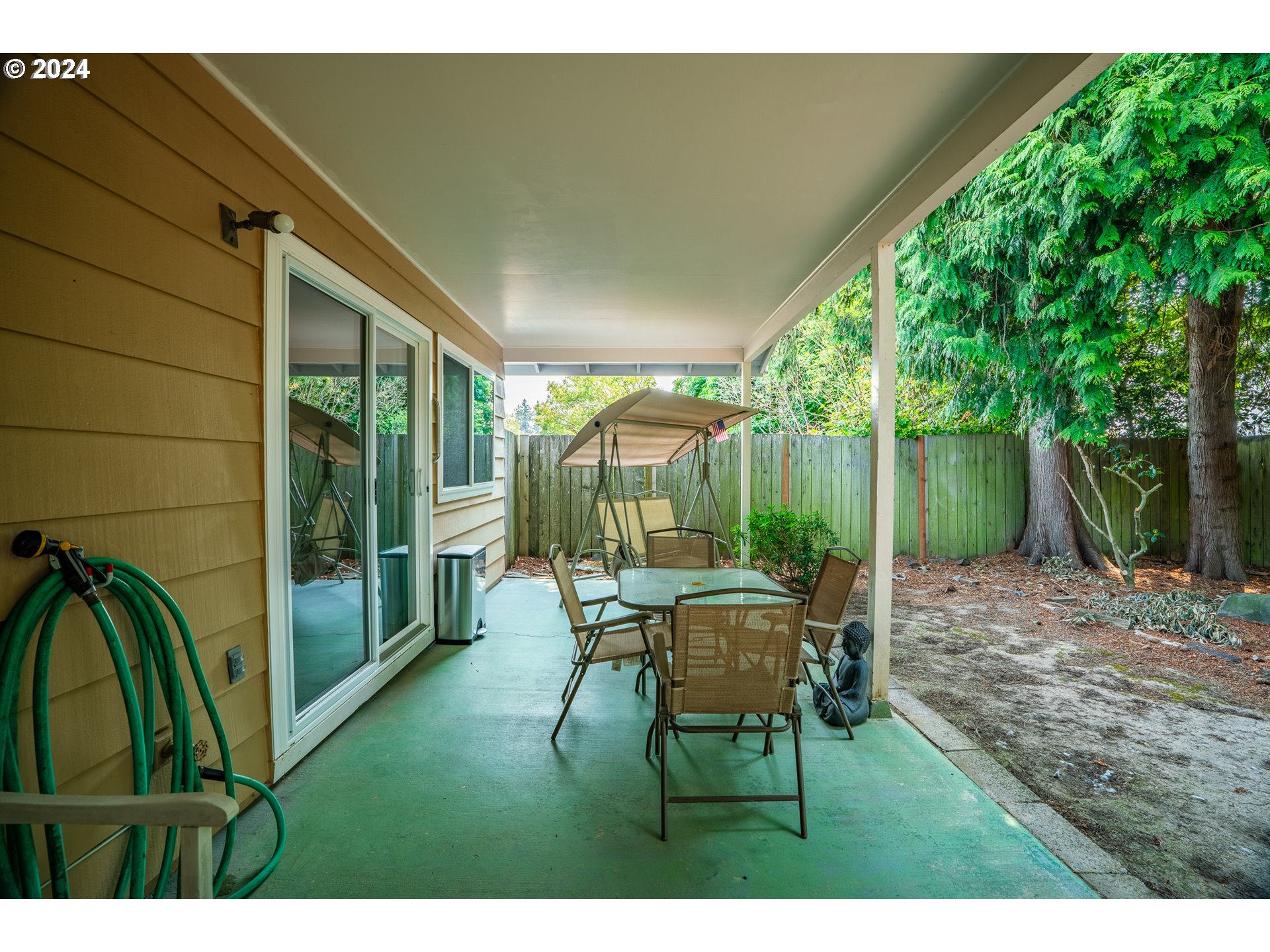 16485 SW KING CHARLES AVE