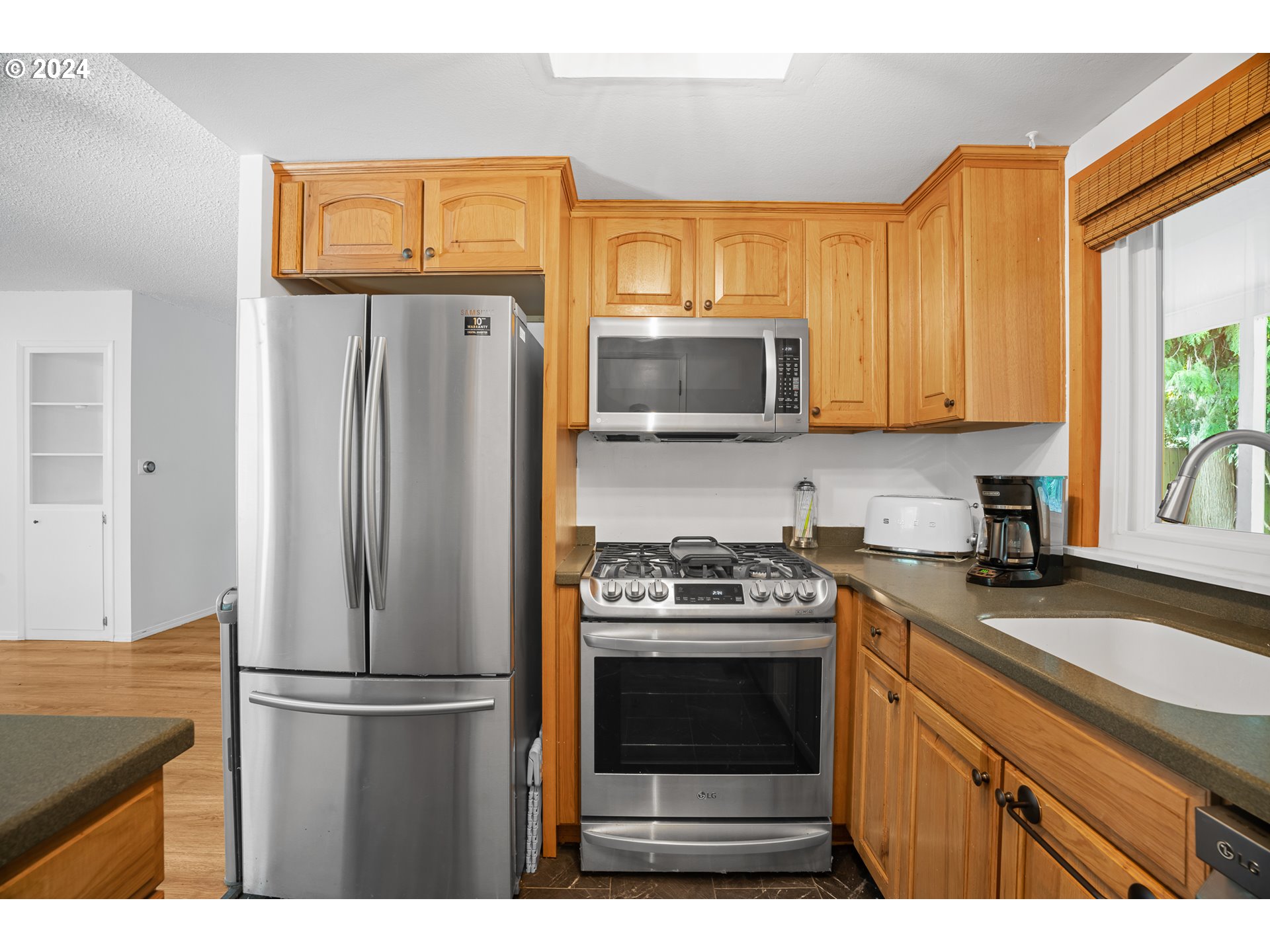 16485 SW KING CHARLES AVE