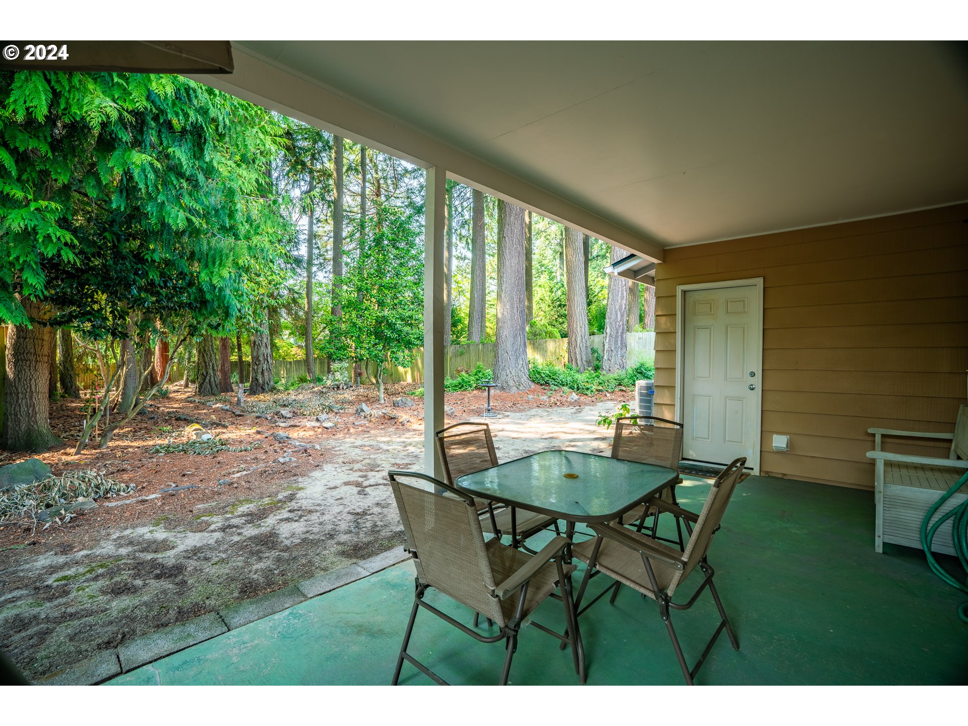 16485 SW KING CHARLES AVE