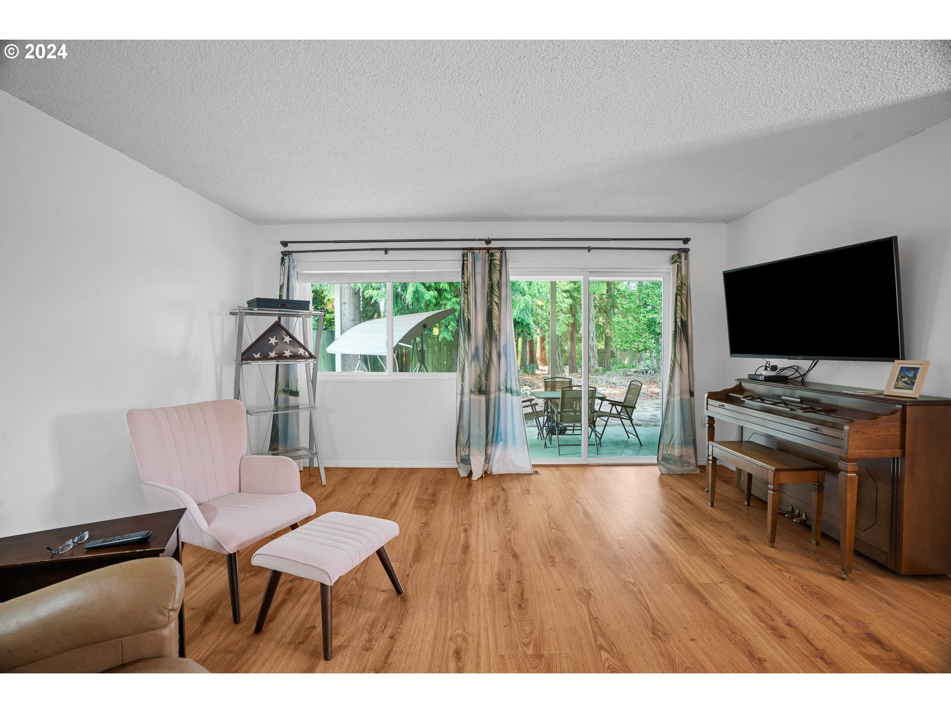 16485 SW KING CHARLES AVE