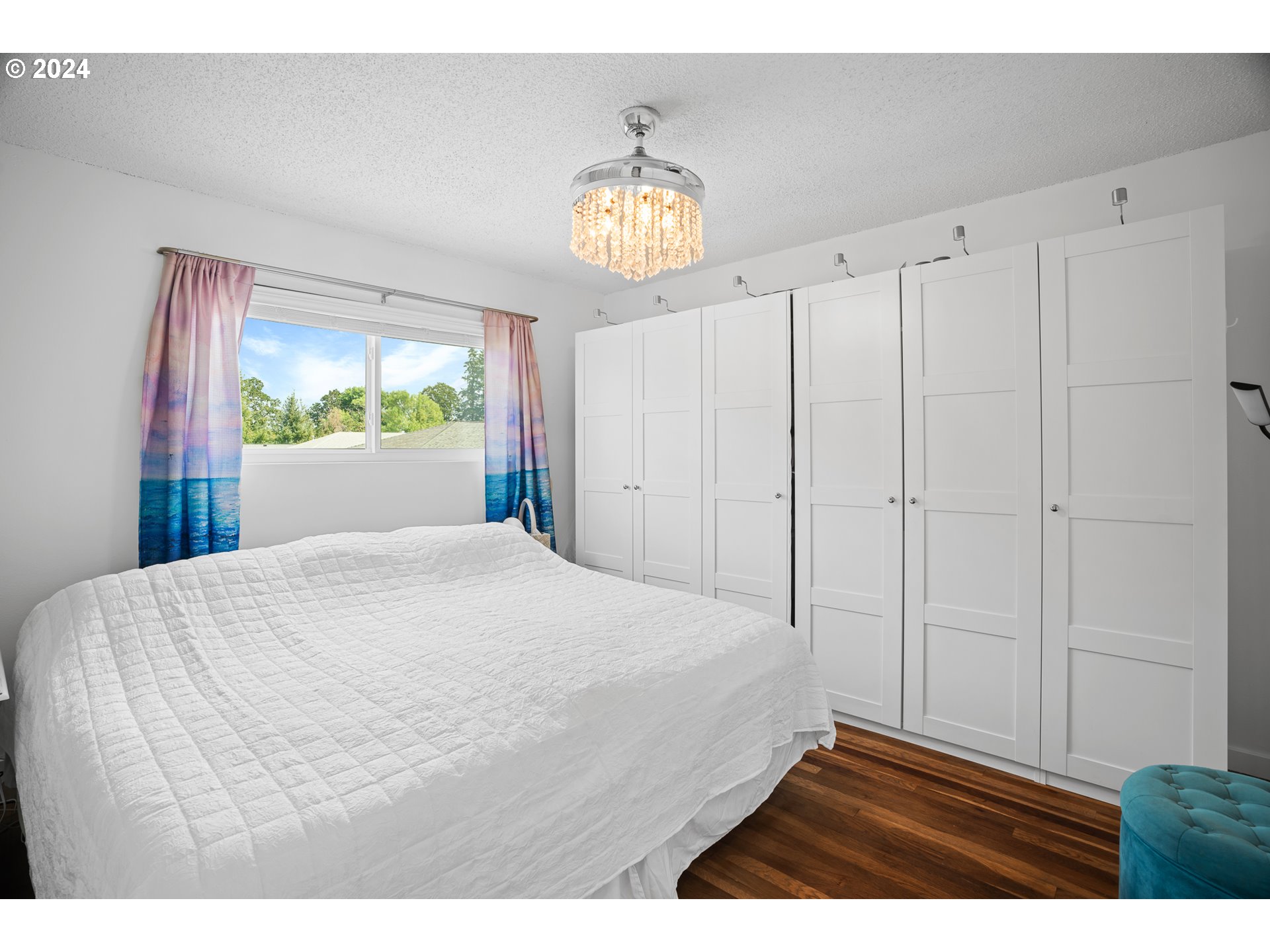 16485 SW KING CHARLES AVE