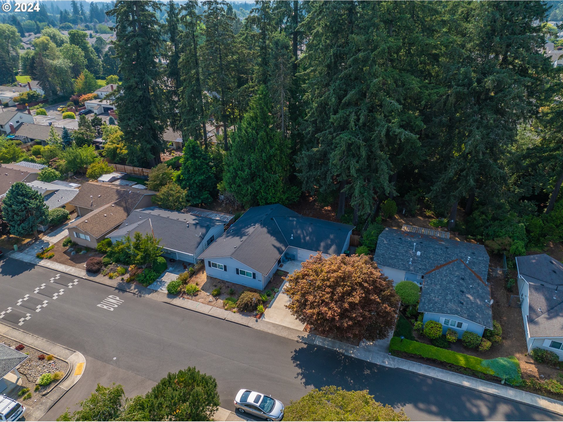 16485 SW KING CHARLES AVE