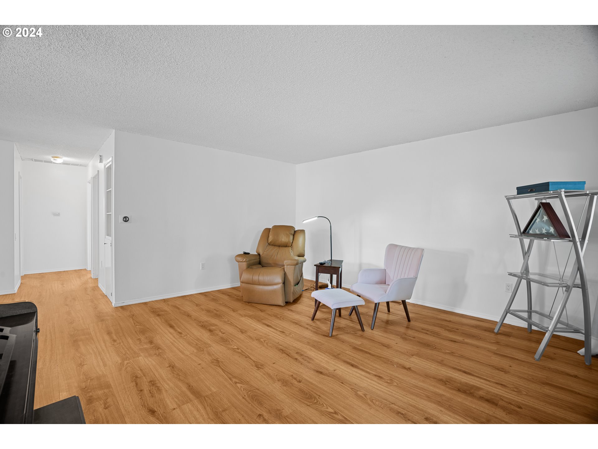 16485 SW KING CHARLES AVE