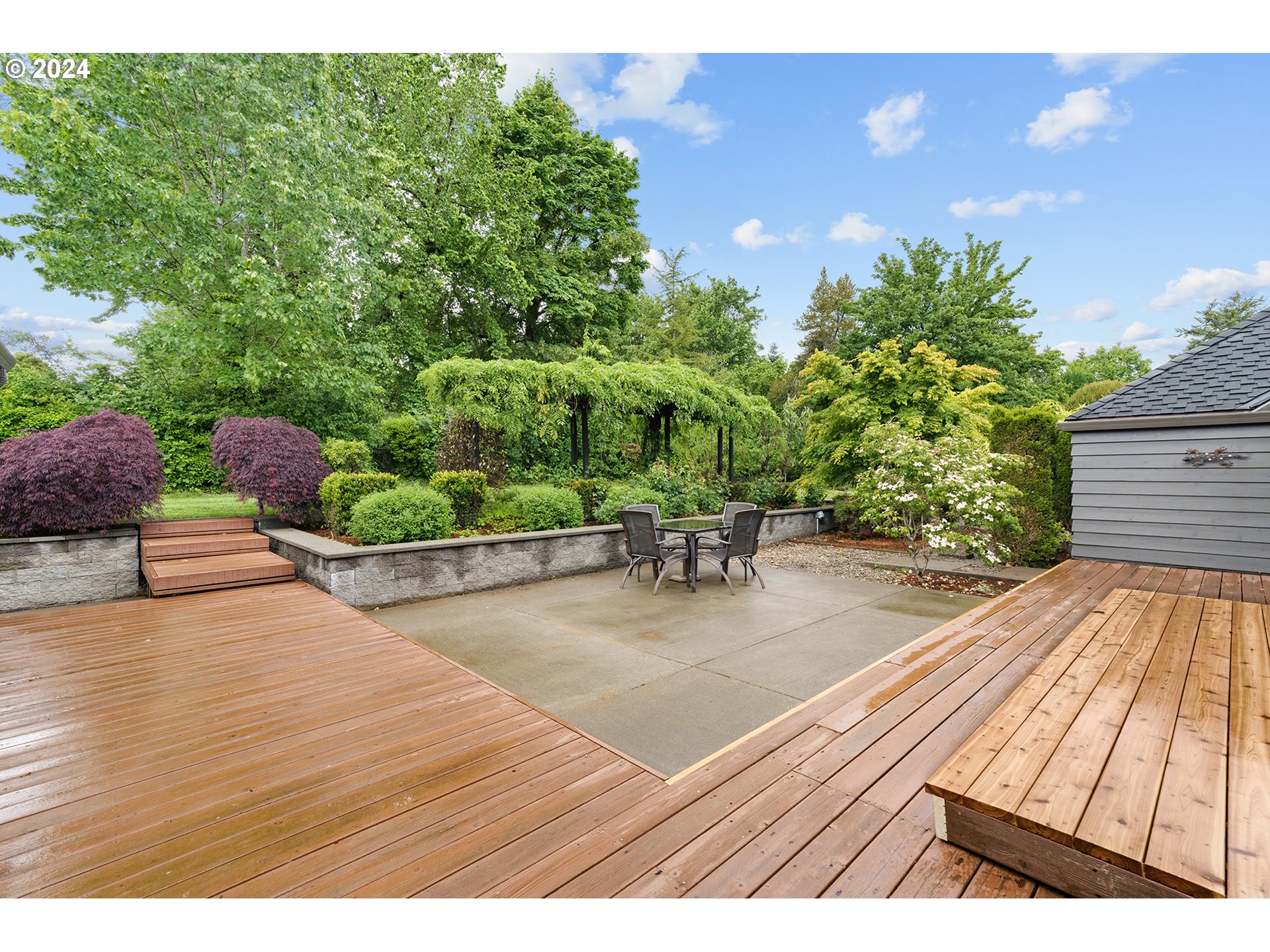 1185 SW STEPHENSON CT