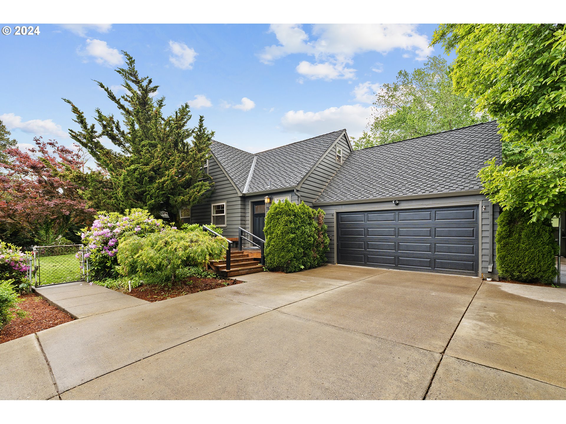 1185 SW STEPHENSON CT