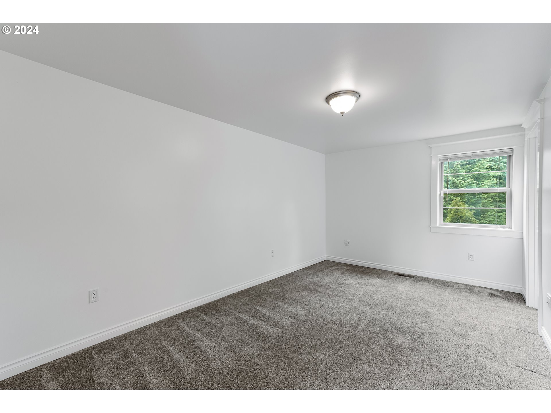 1185 SW STEPHENSON CT