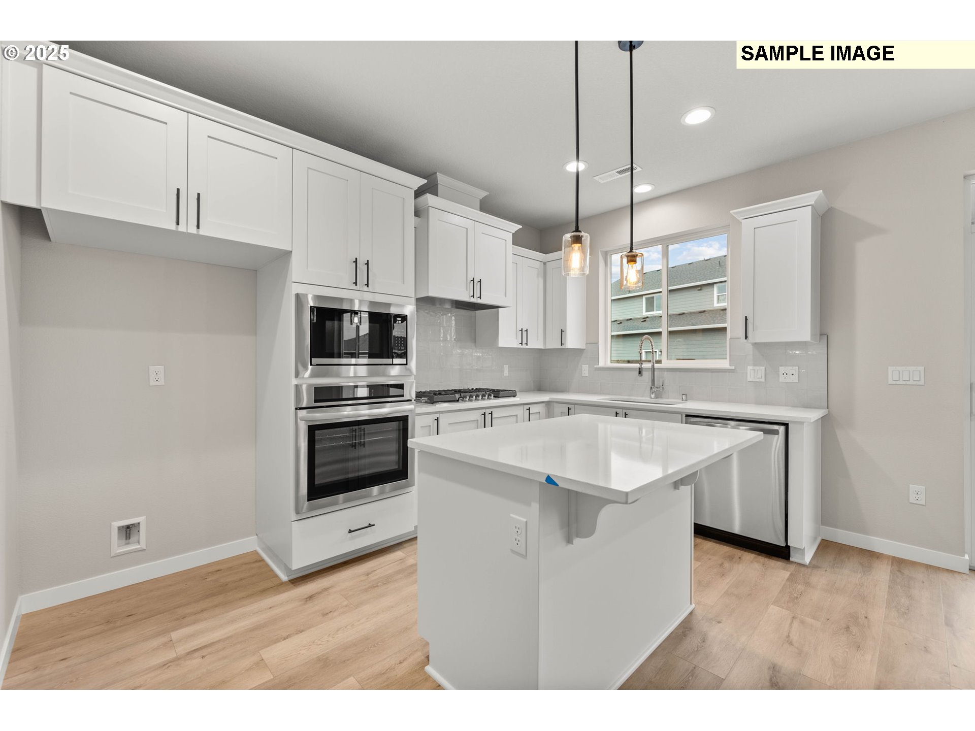 1376 NE Josephine CT 184