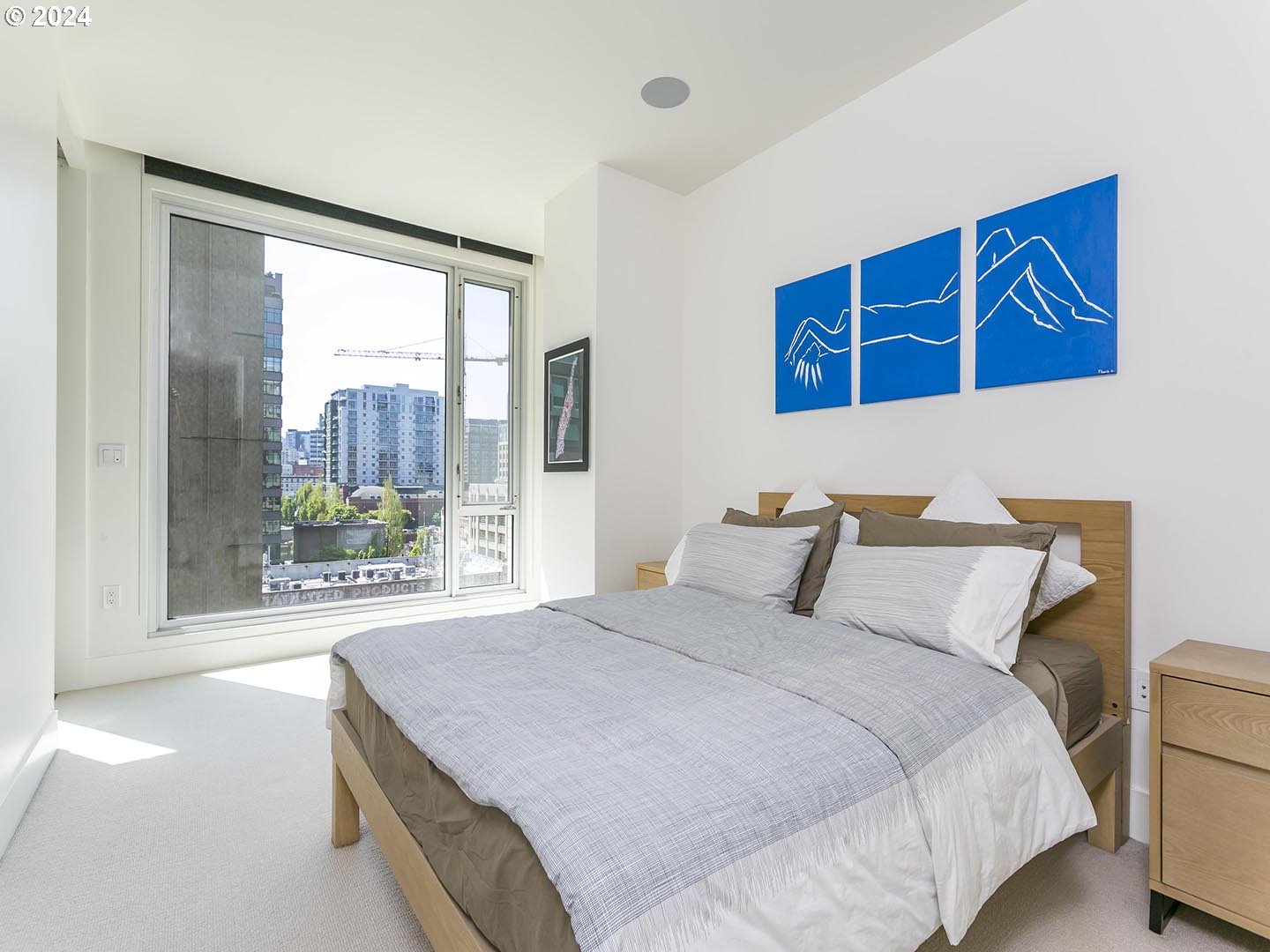 937 NW GLISAN ST 735