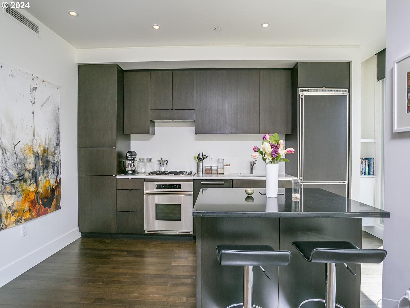 937 NW GLISAN ST 735