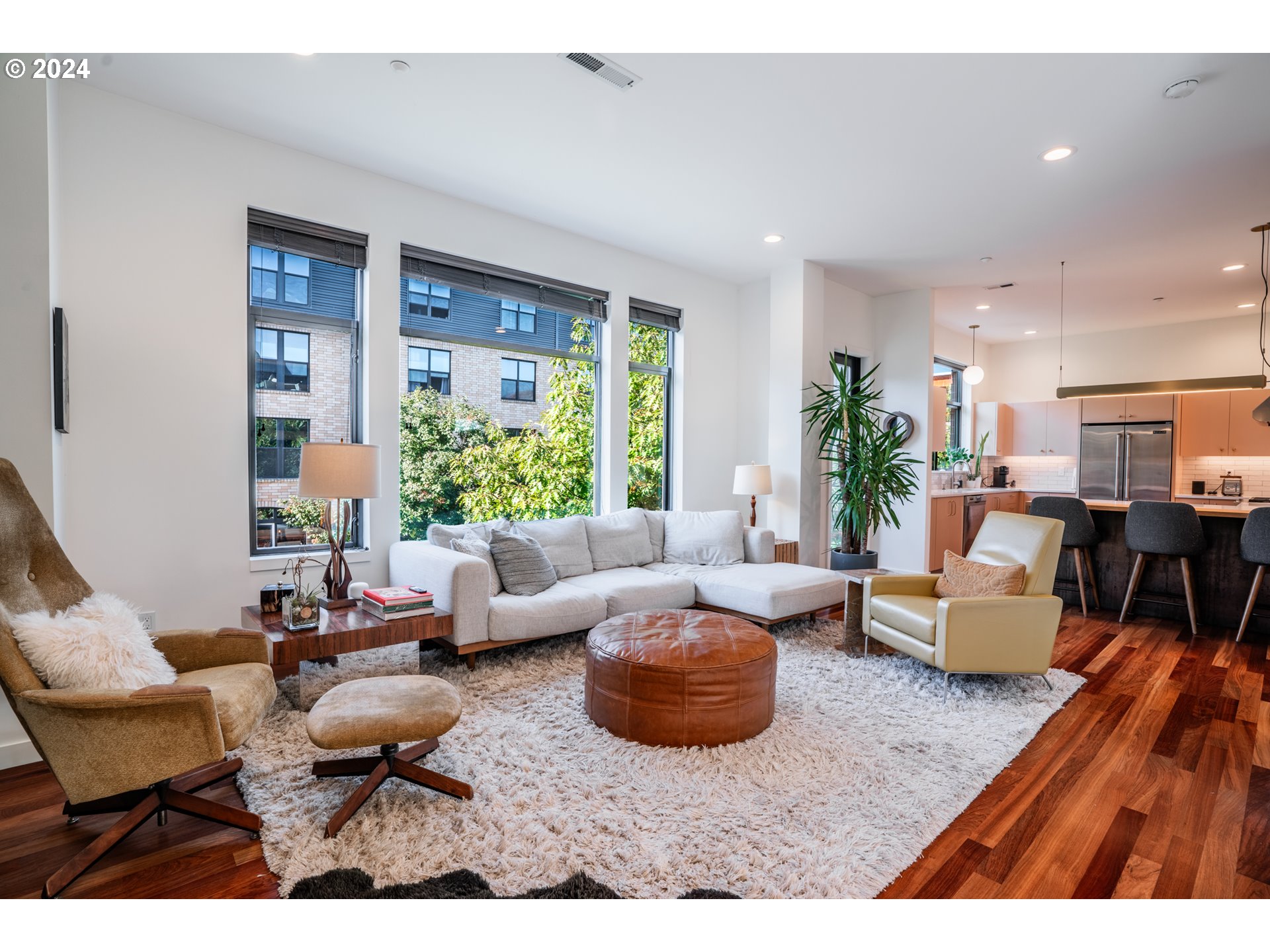 1700 NW RIVERSCAPE ST