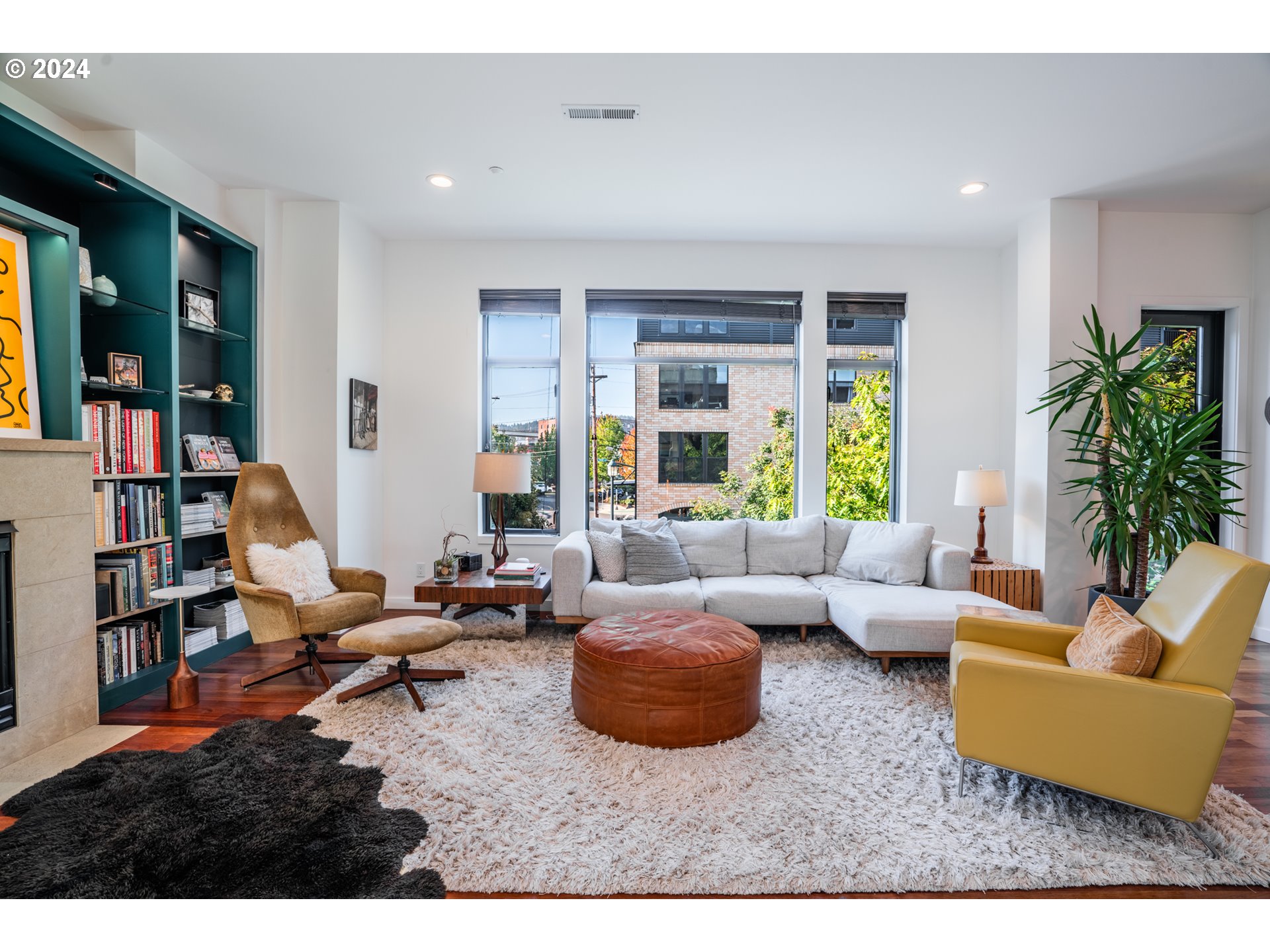 1700 NW RIVERSCAPE ST