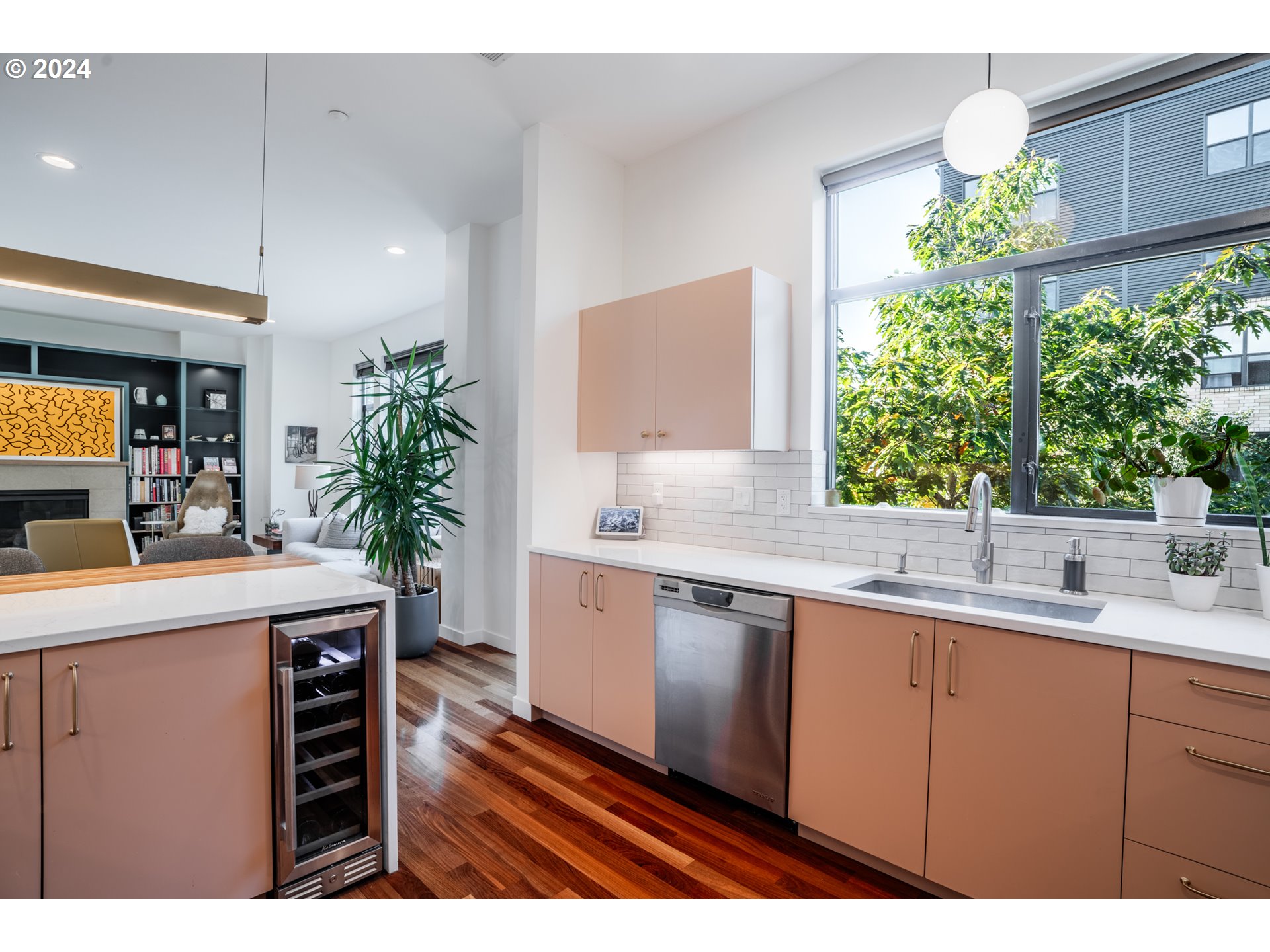 1700 NW RIVERSCAPE ST