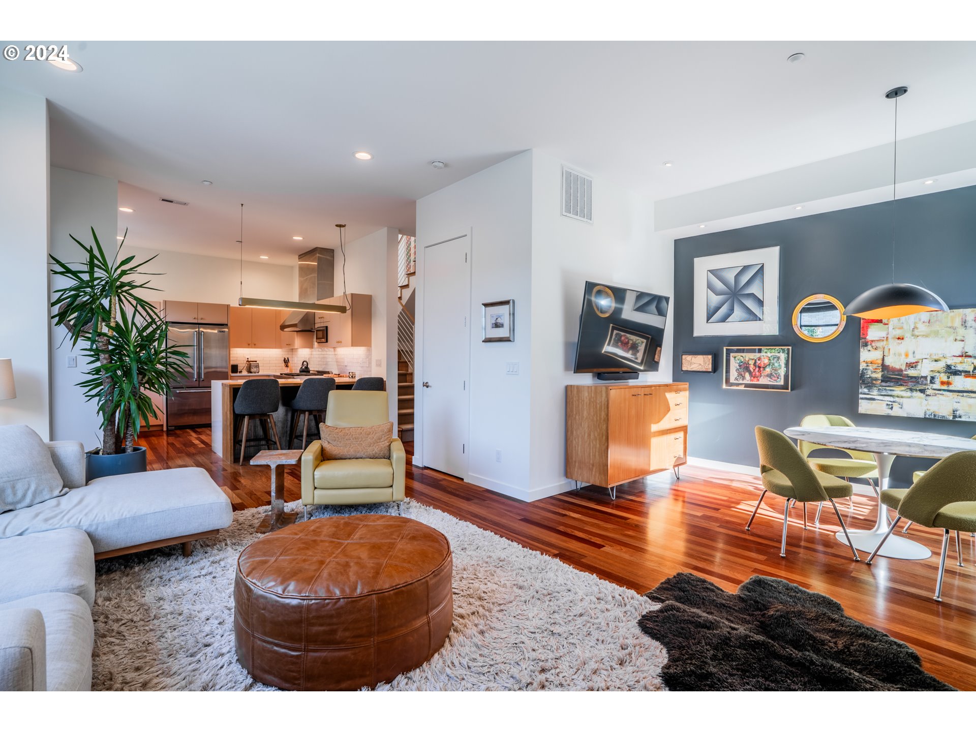 1700 NW RIVERSCAPE ST