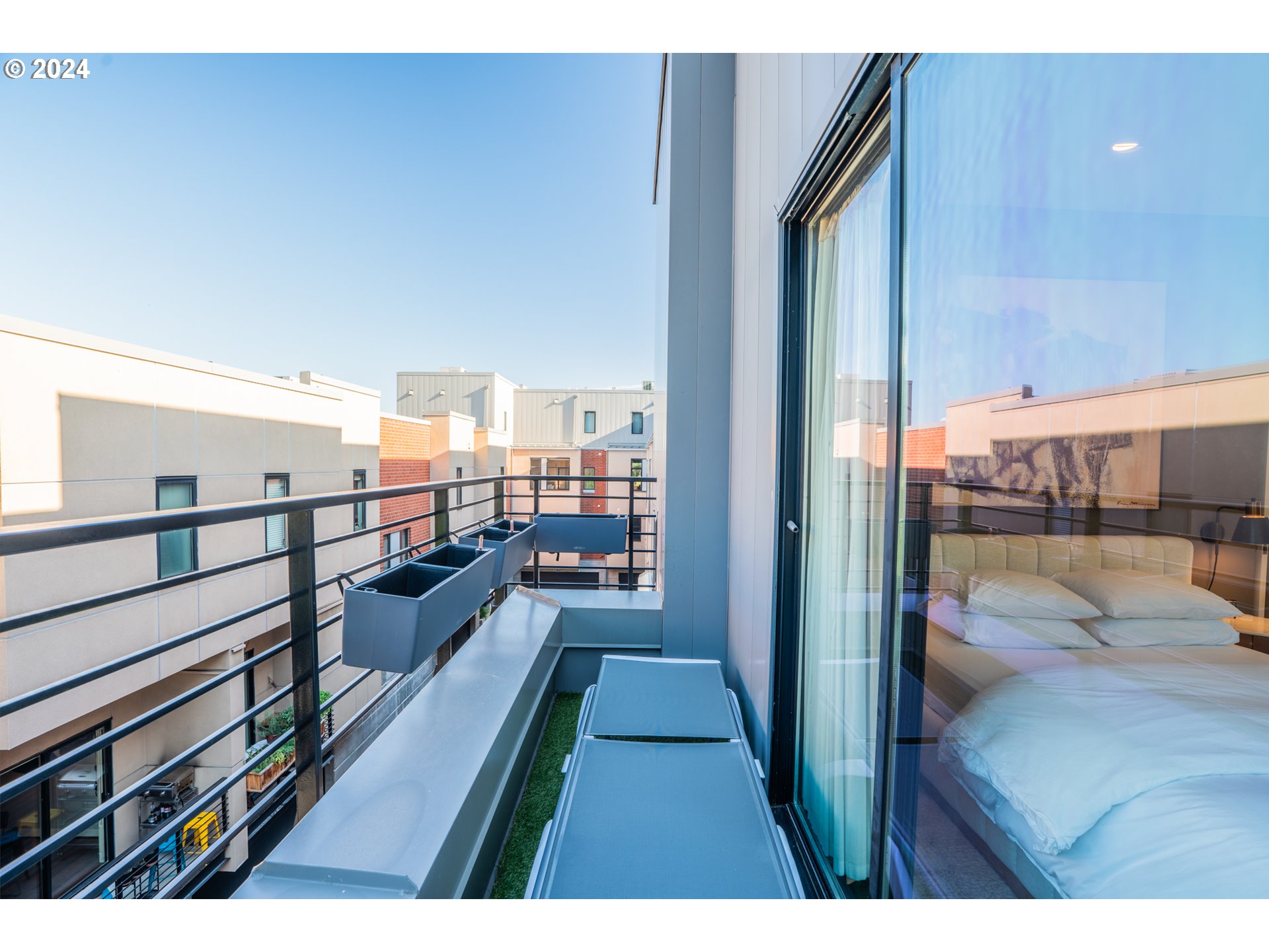 1700 NW RIVERSCAPE ST