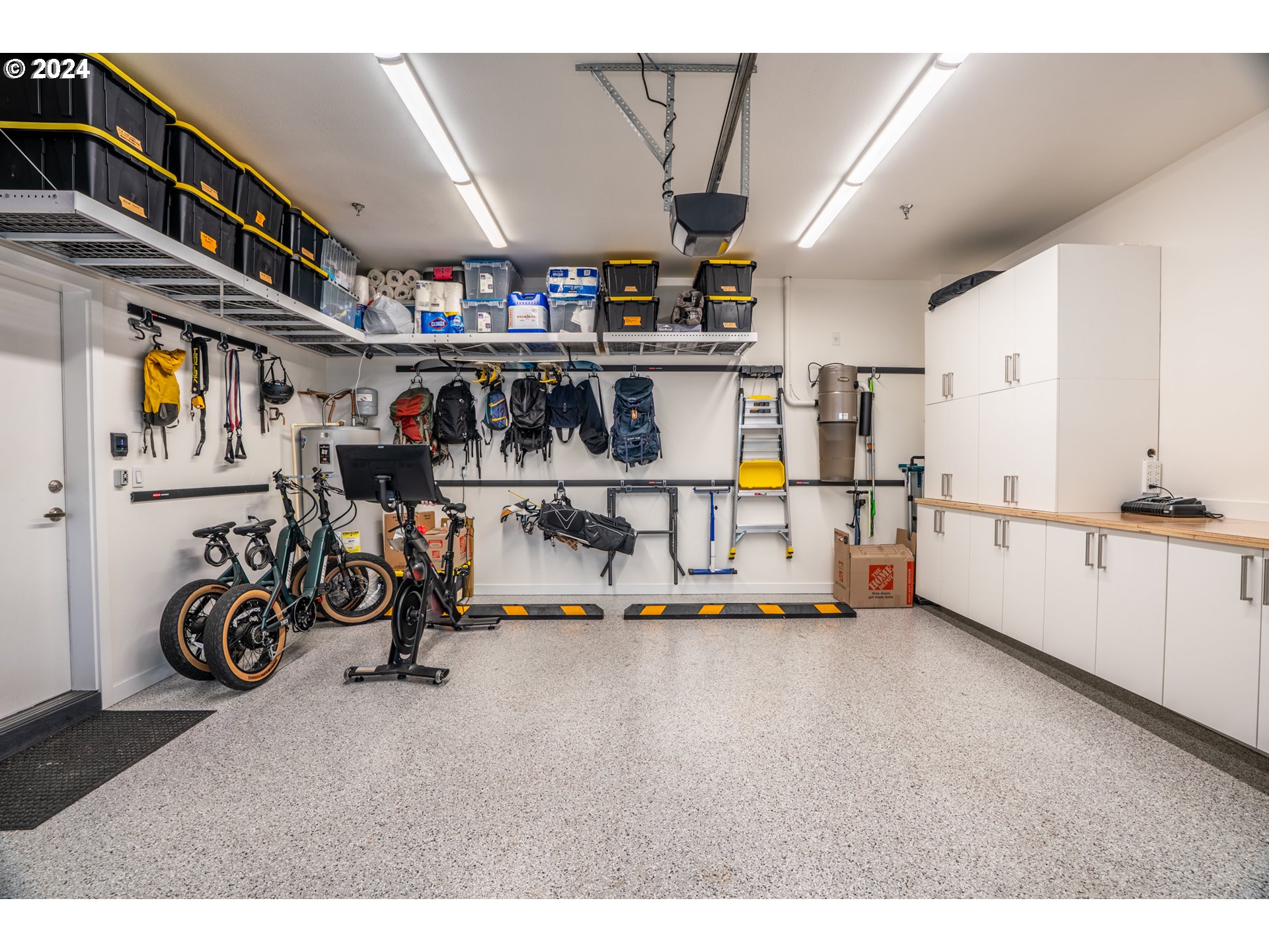 1700 NW RIVERSCAPE ST