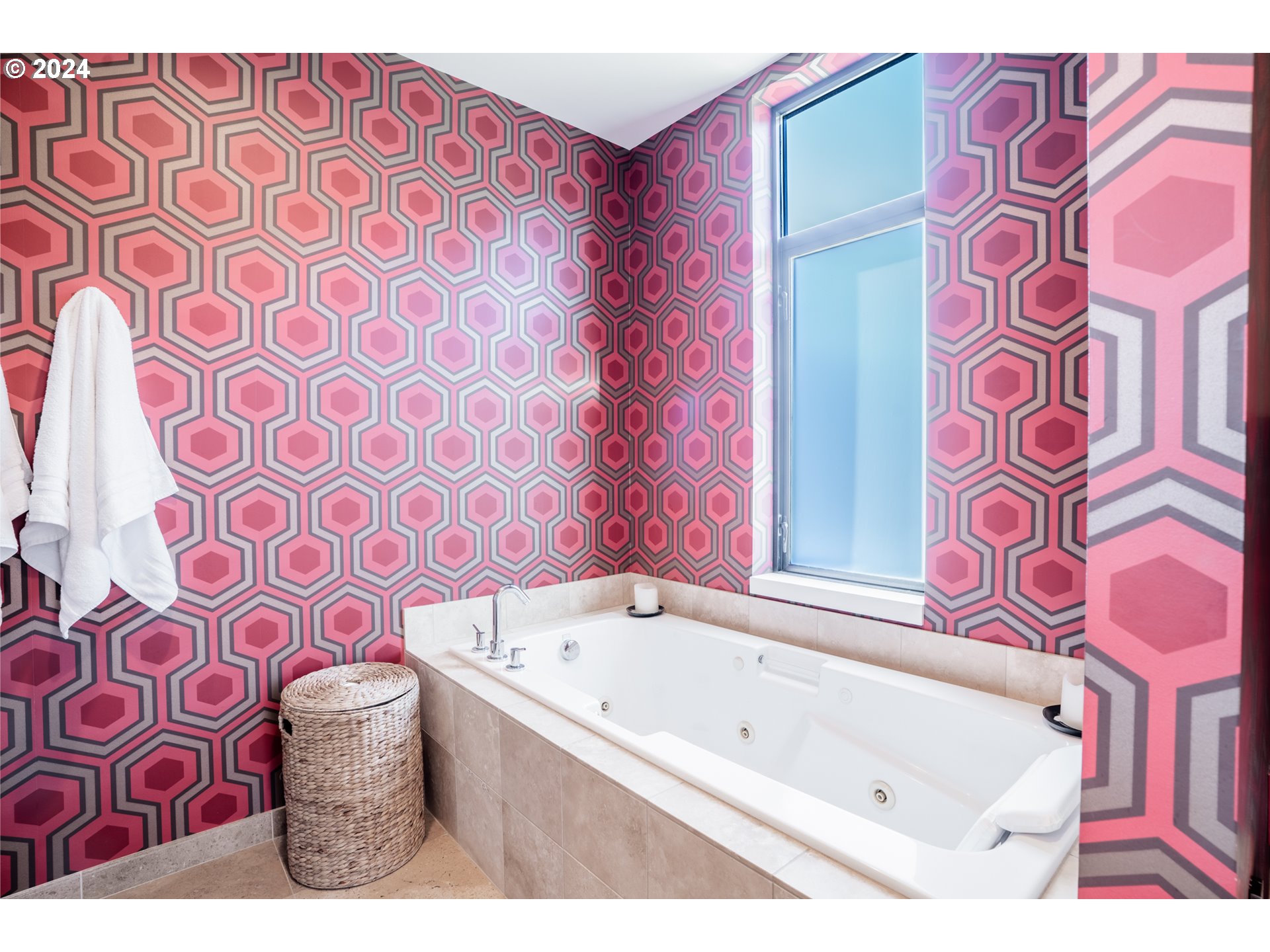 1700 NW RIVERSCAPE ST