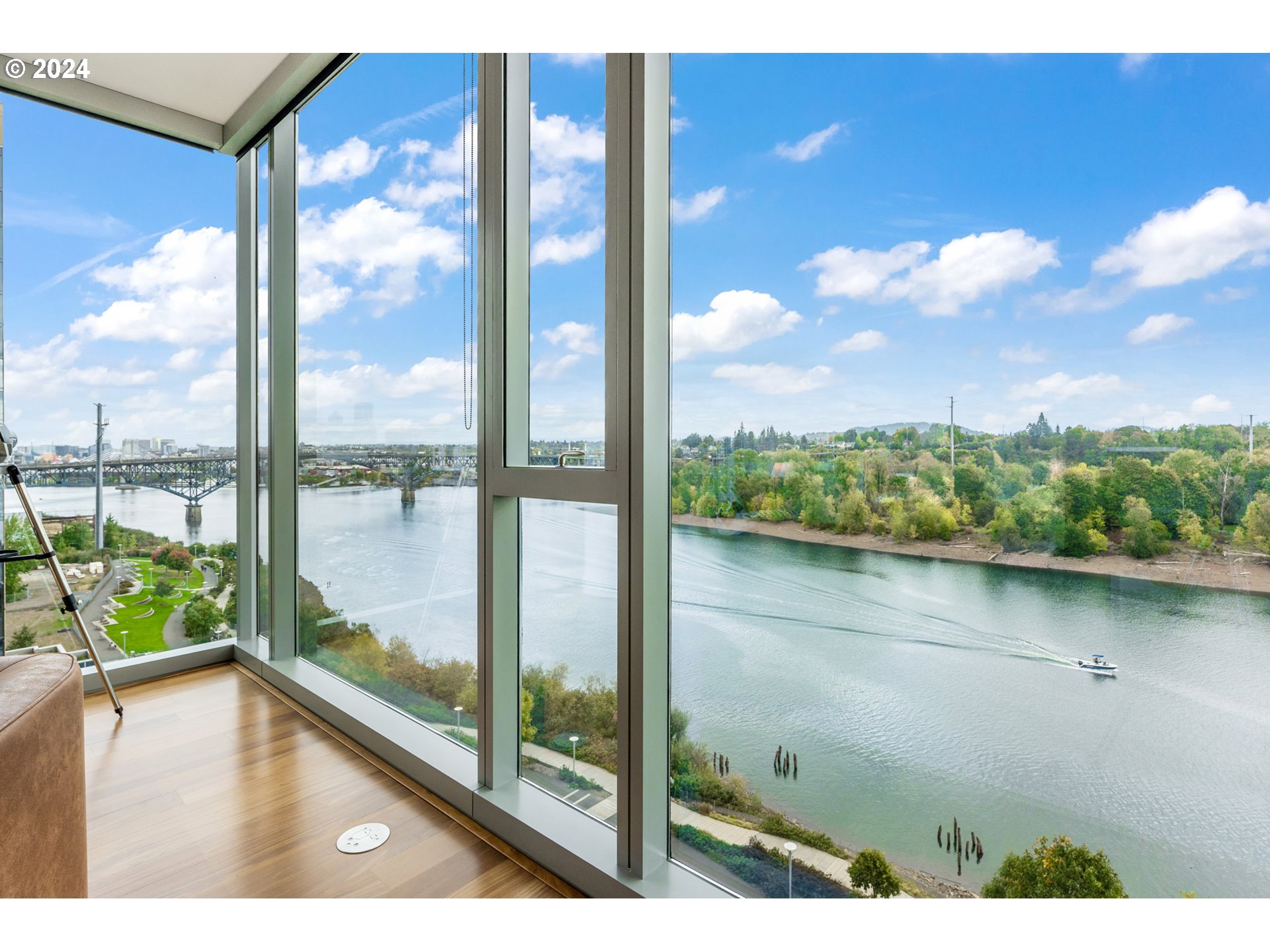 841 S GAINES ST 1006