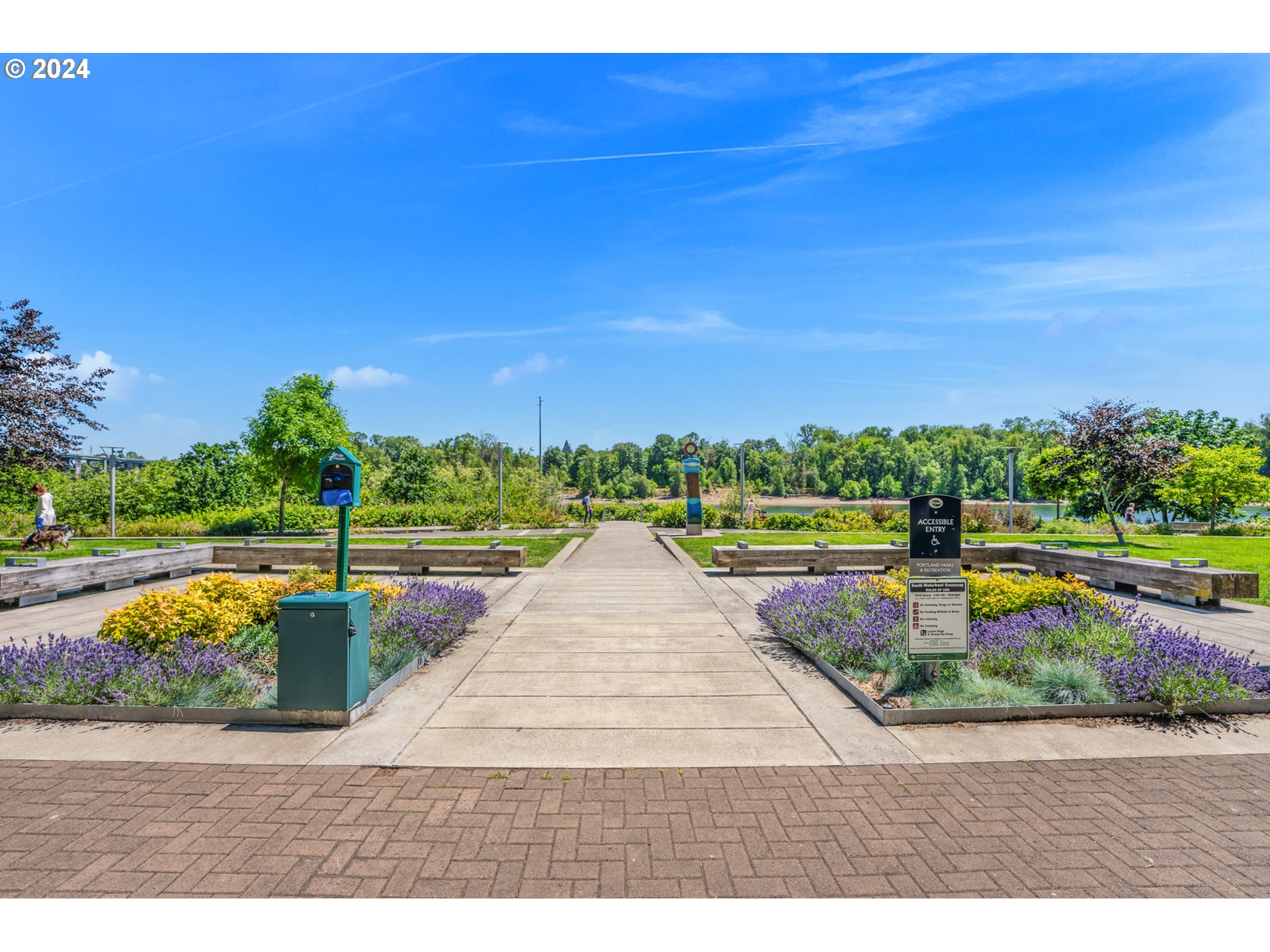 841 S GAINES ST 1006