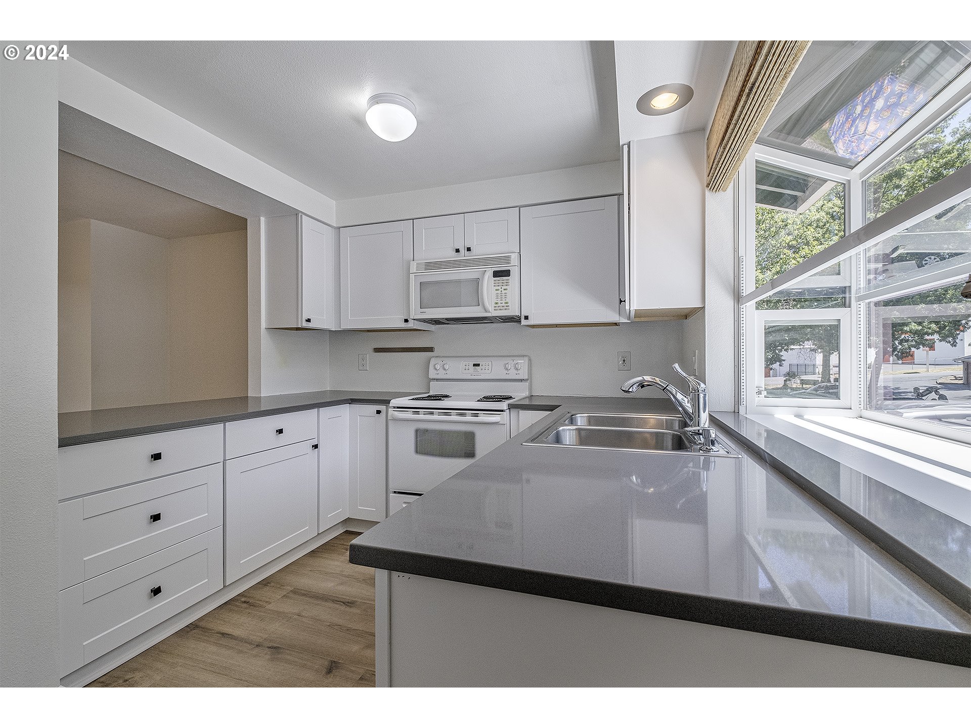 11990 SW CORBY DR #12