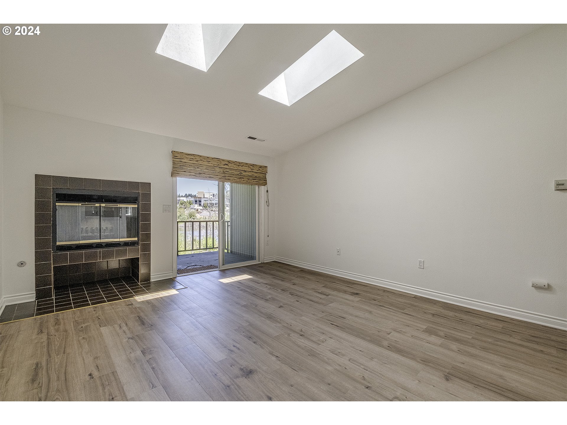 11990 SW CORBY DR #12