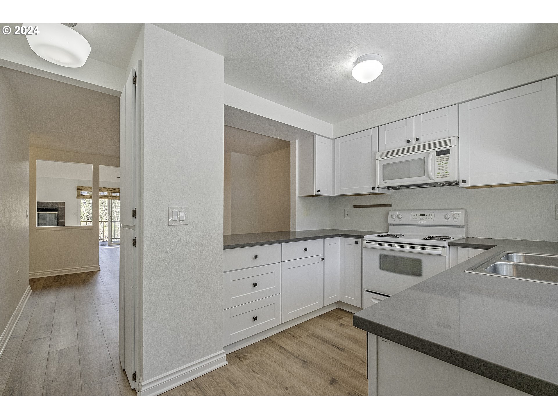 11990 SW CORBY DR #12