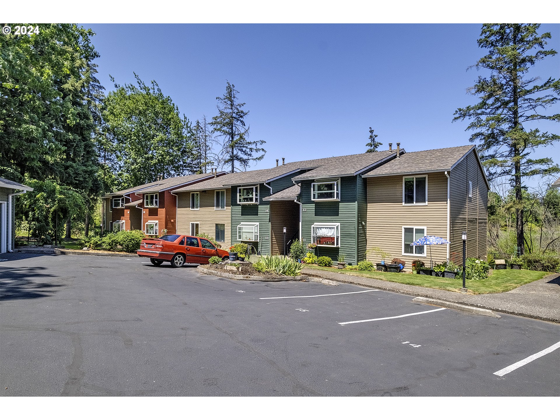 11990 SW CORBY DR #12