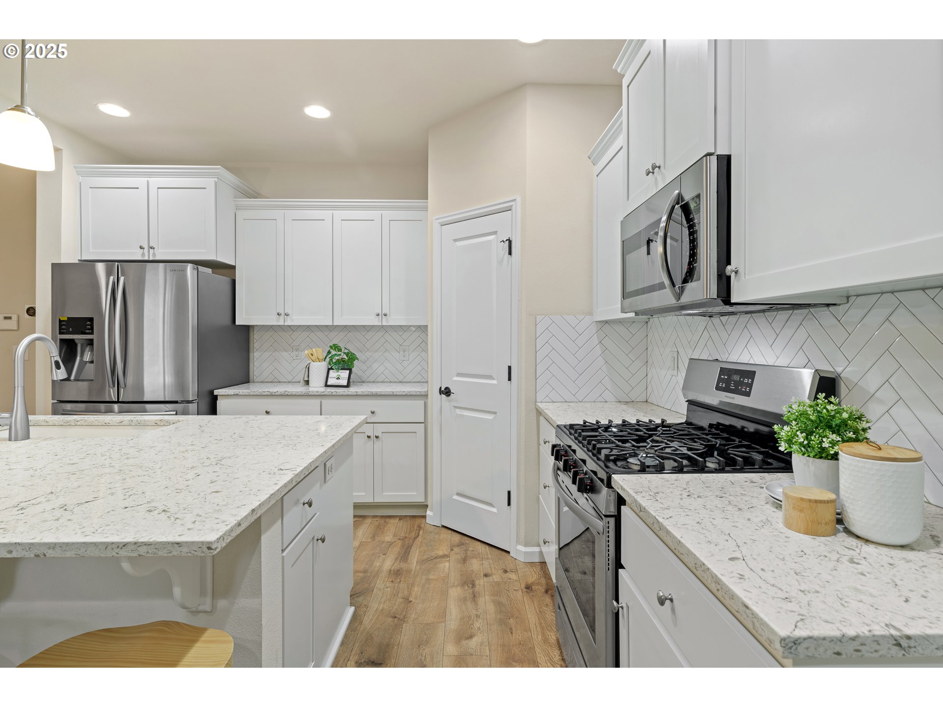 16959 SE RHODODENDRON ST