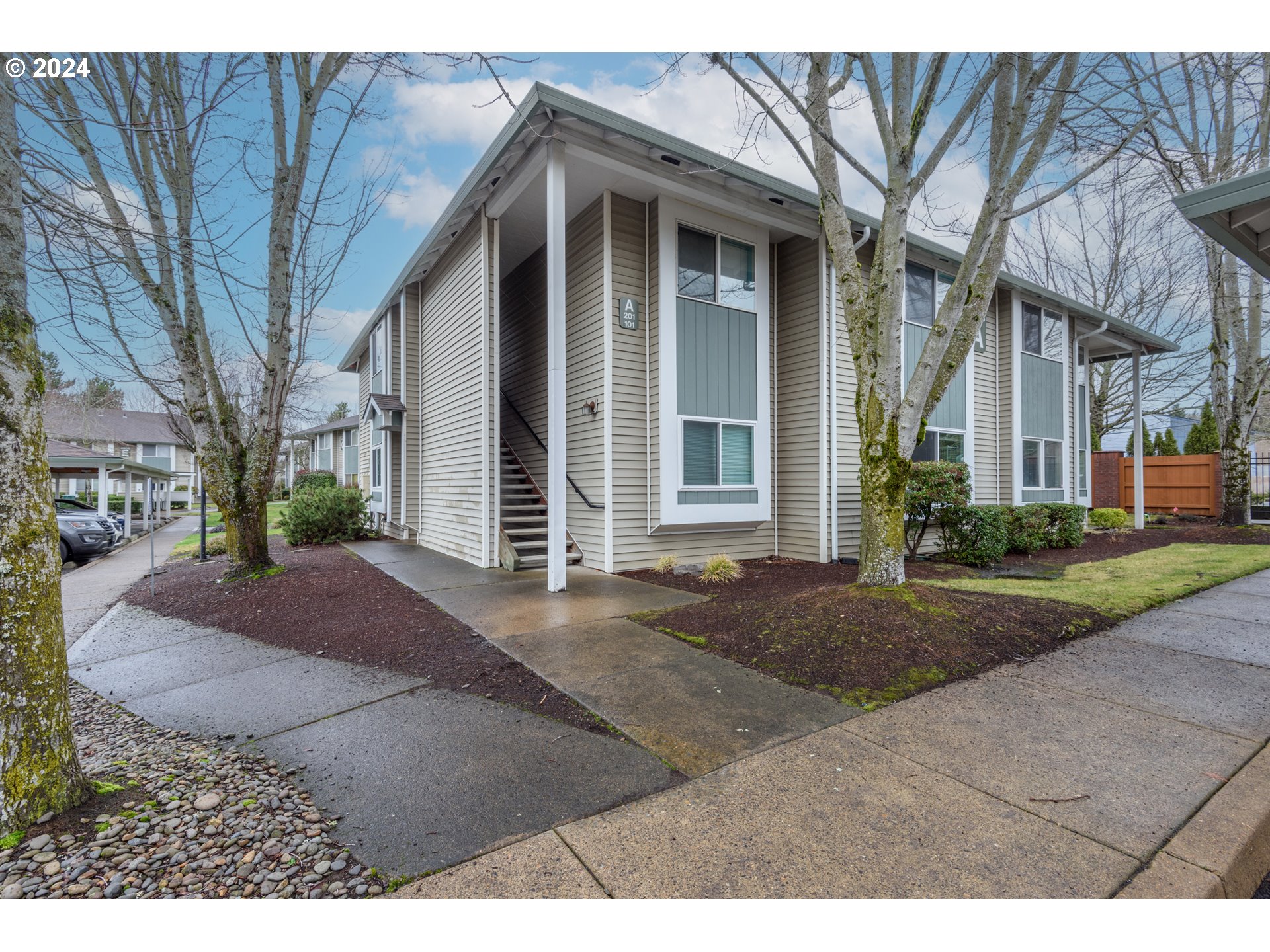 4848 W POWELL BLVD 101