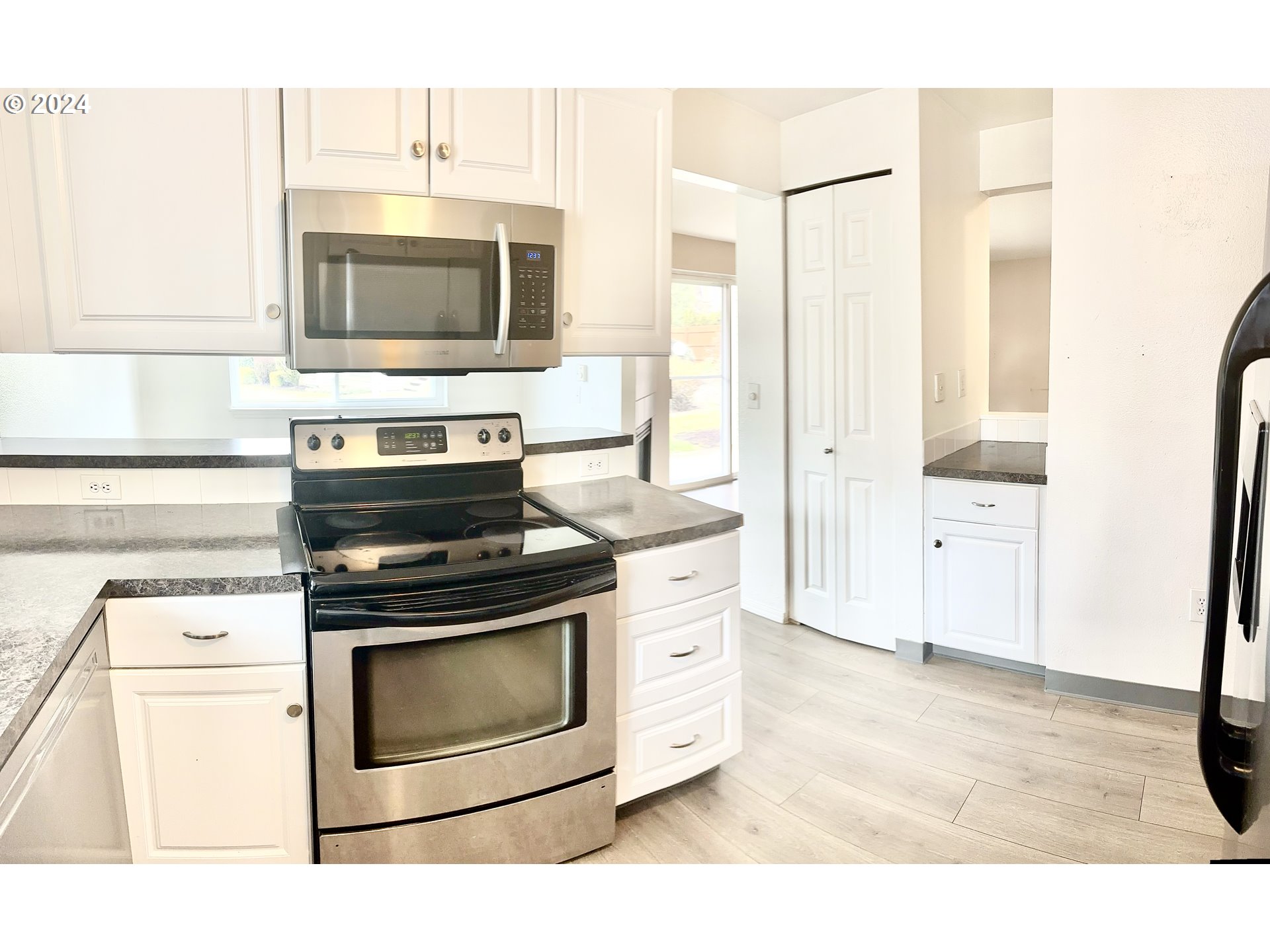 4848 W POWELL BLVD 101