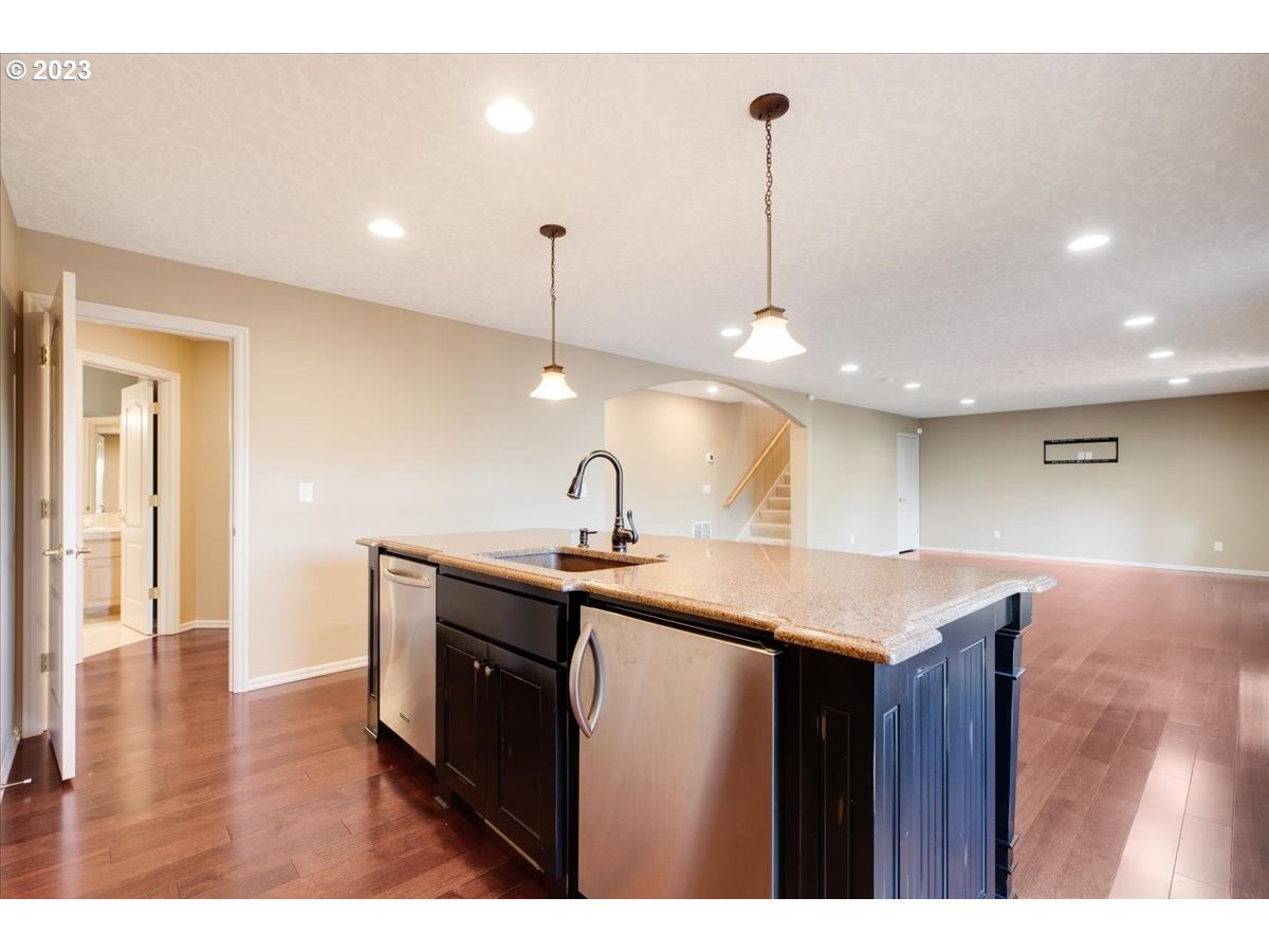 10340 NW ENGLEMAN ST