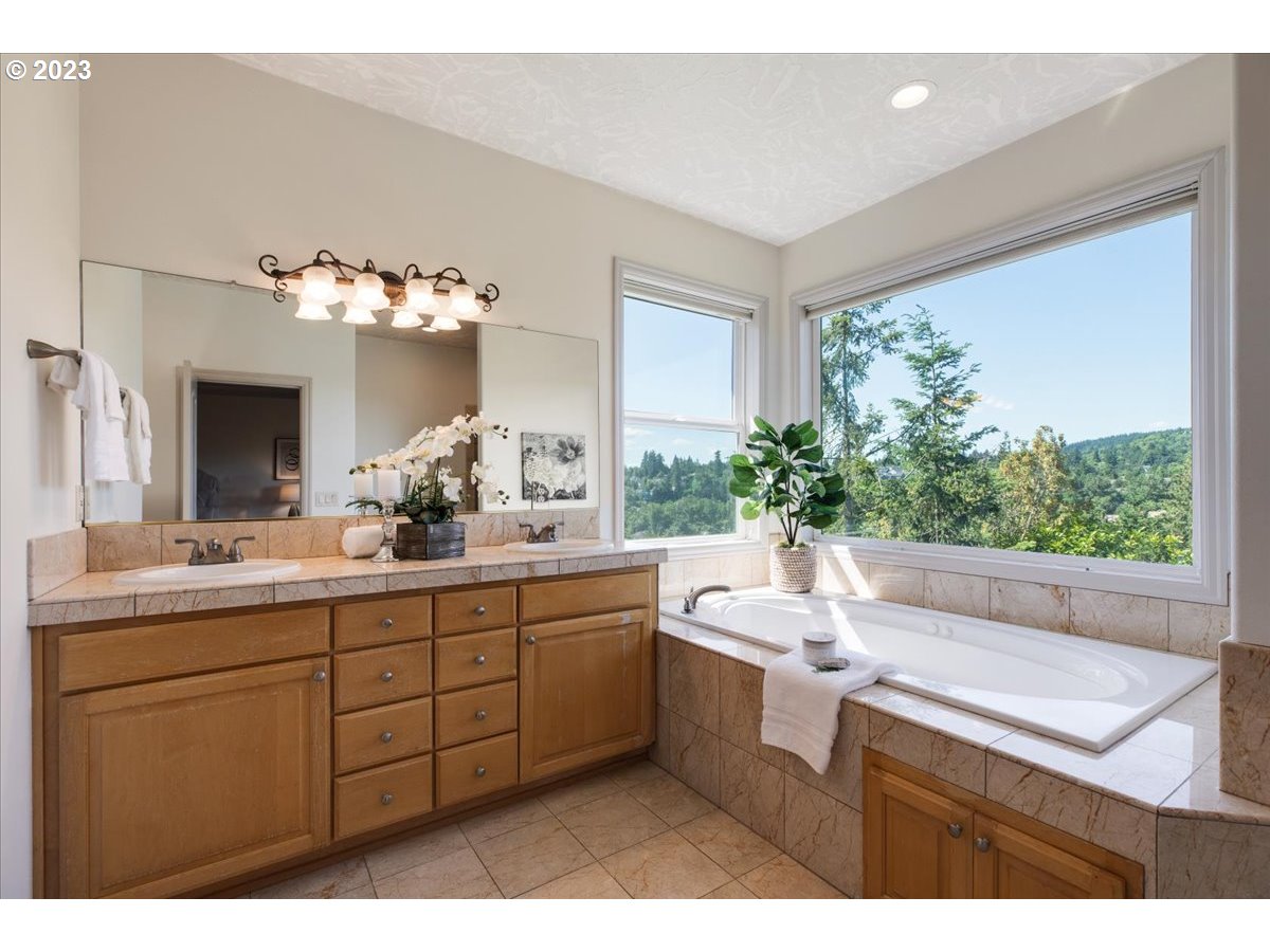 10340 NW ENGLEMAN ST