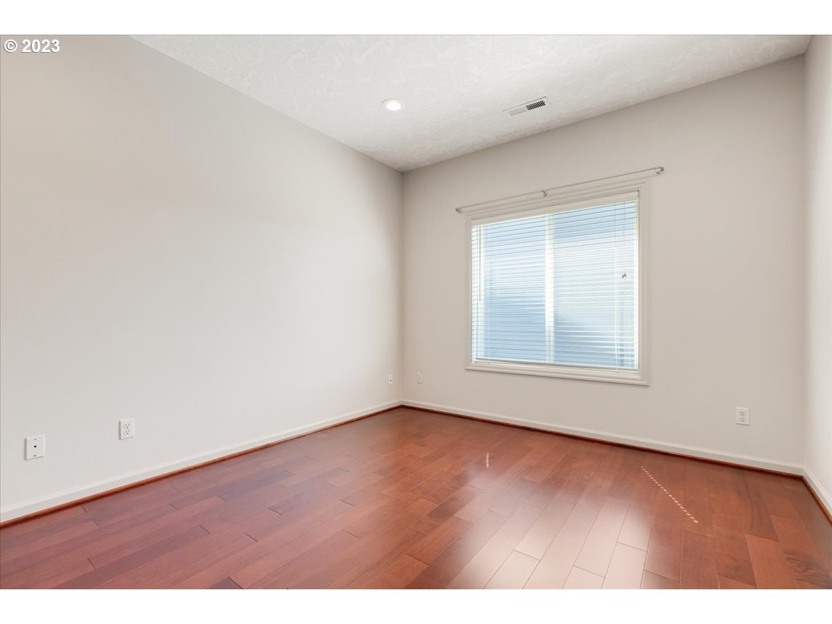 10340 NW ENGLEMAN ST