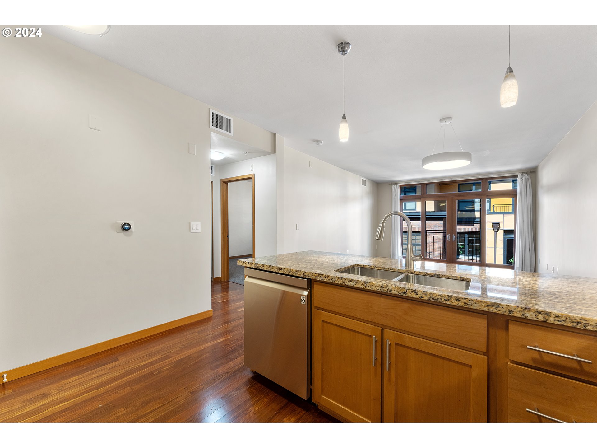 2335 NW Raleigh ST 311