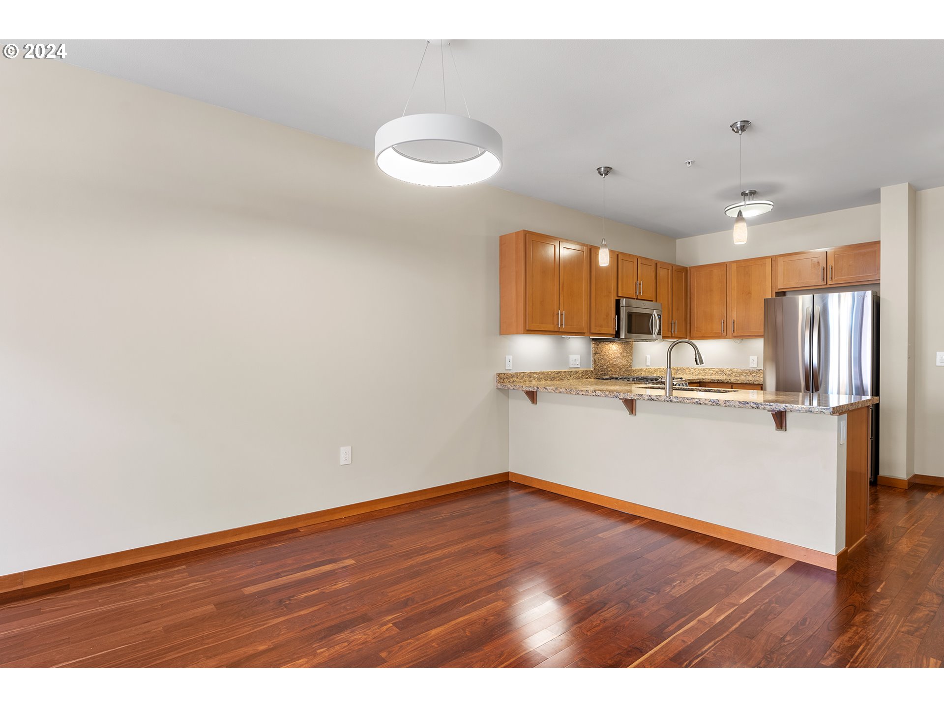 2335 NW Raleigh ST 311